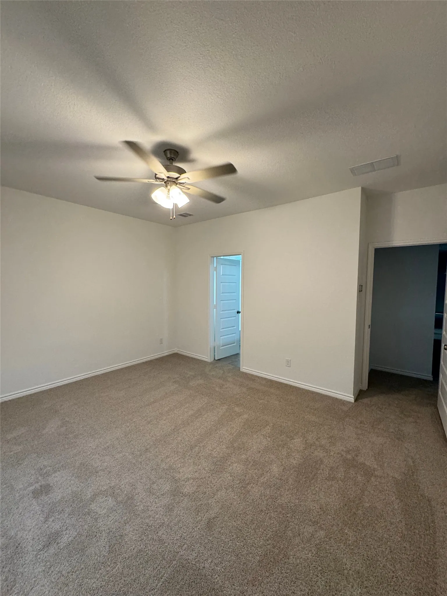 Single Family Residence For Rent in Denton County , 504 Saddle Lane, Denton, Texas 76205, 4 Bedroom, 3 Bathroom, 1 Garage spaces, 2,023 Sqft, built in 2024, mls#21298213, Real Estate Agent in Denton, Homes For Rent in Denton county, Homes For Rent in Denton, Realtor in Denton Texas, Real Estate Brokerage Independent Realty Texas, Luminita Cordes Realtor