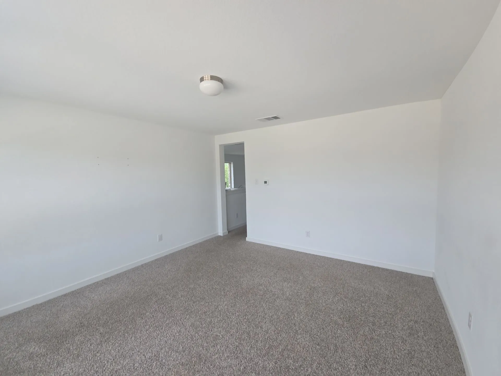 Single Family Residence For Sale in Kaufman County , 2903 Doggett Drive, Forney, Texas 75126, 3 Bedroom, 3 Bathroom, 2 Garage spaces, 2,129 Sqft, built in 2022, mls#21298223, Real Estate Agent in Forney, Homes For Sale in Kaufman county, Homes For Sale in Forney, Realtor in Forney Texas, Real Estate Brokerage Independent Realty Texas, Luminita Cordes Realtor