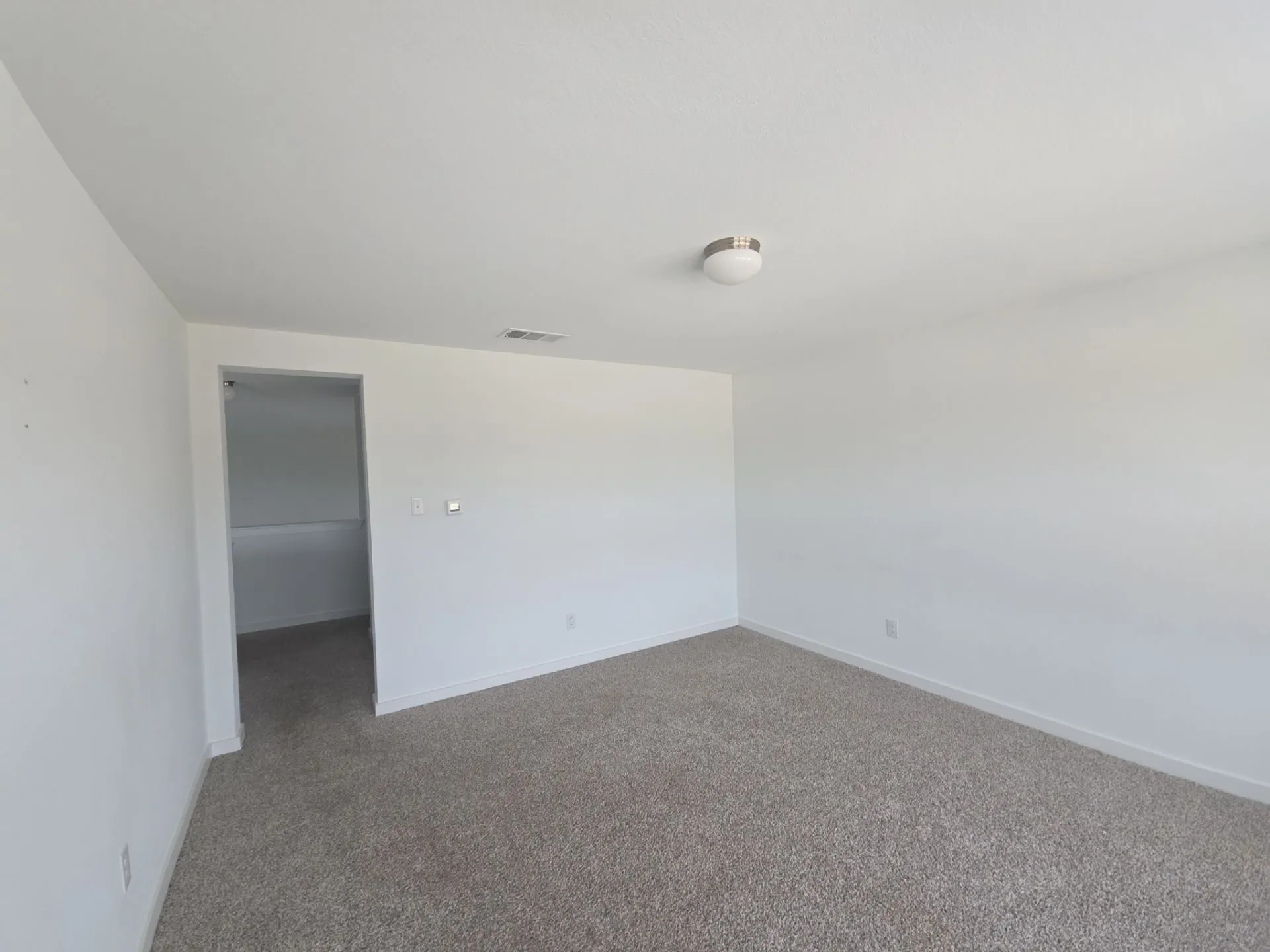 Single Family Residence For Sale in Kaufman County , 2903 Doggett Drive, Forney, Texas 75126, 3 Bedroom, 3 Bathroom, 2 Garage spaces, 2,129 Sqft, built in 2022, mls#21298223, Real Estate Agent in Forney, Homes For Sale in Kaufman county, Homes For Sale in Forney, Realtor in Forney Texas, Real Estate Brokerage Independent Realty Texas, Luminita Cordes Realtor