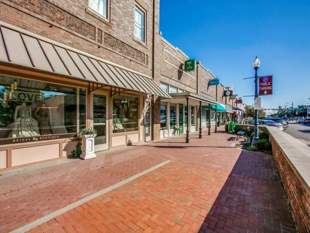 Apartment For Sale in Denton County , 391 E Main Street, Lewisville, Texas 75057, 0, 0, Garage spaces, 0 Sqft, built in 2011, Price $1,799,999, mls#21296965, Real Estate Agent in Lewisville, Homes For Sale in Denton county, Homes For Sale in Lewisville, Realtor in Lewisville Texas, Real Estate Brokerage Independent Realty Texas, Luminita Cordes Realtor