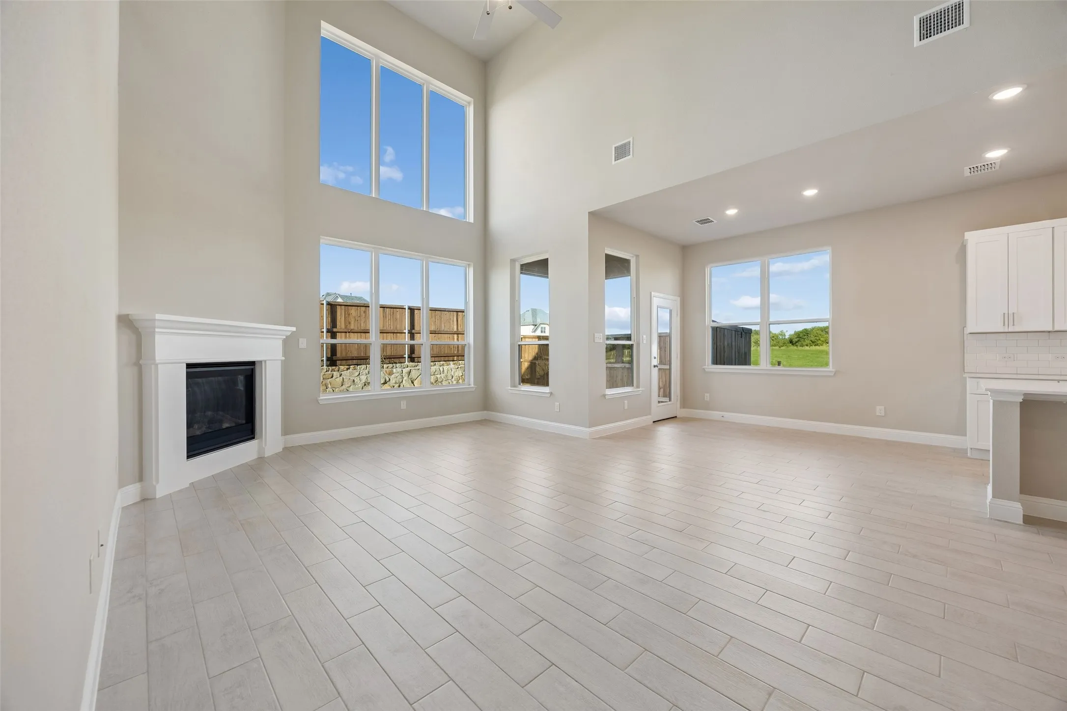 Single Family Residence For Sale in Collin County , 420 Cavalli Drive, Weston, Texas 75009, 4 Bedroom, 5 Bathroom, 2 Garage spaces, 3,926 Sqft, built in 2025, mls#21298286, Real Estate Agent in Weston, Homes For Sale in Collin county, Homes For Sale in Weston, Realtor in Weston Texas, Real Estate Brokerage Independent Realty Texas, Luminita Cordes Realtor