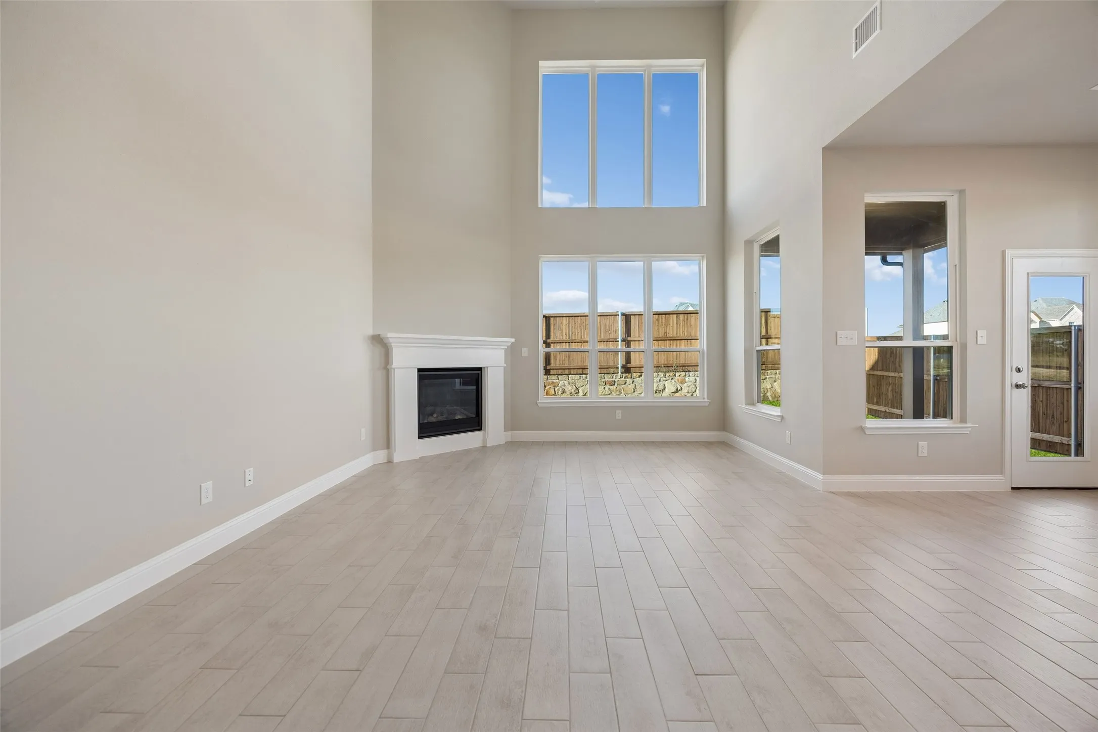 Single Family Residence For Sale in Collin County , 420 Cavalli Drive, Weston, Texas 75009, 4 Bedroom, 5 Bathroom, 2 Garage spaces, 3,926 Sqft, built in 2025, mls#21298286, Real Estate Agent in Weston, Homes For Sale in Collin county, Homes For Sale in Weston, Realtor in Weston Texas, Real Estate Brokerage Independent Realty Texas, Luminita Cordes Realtor
