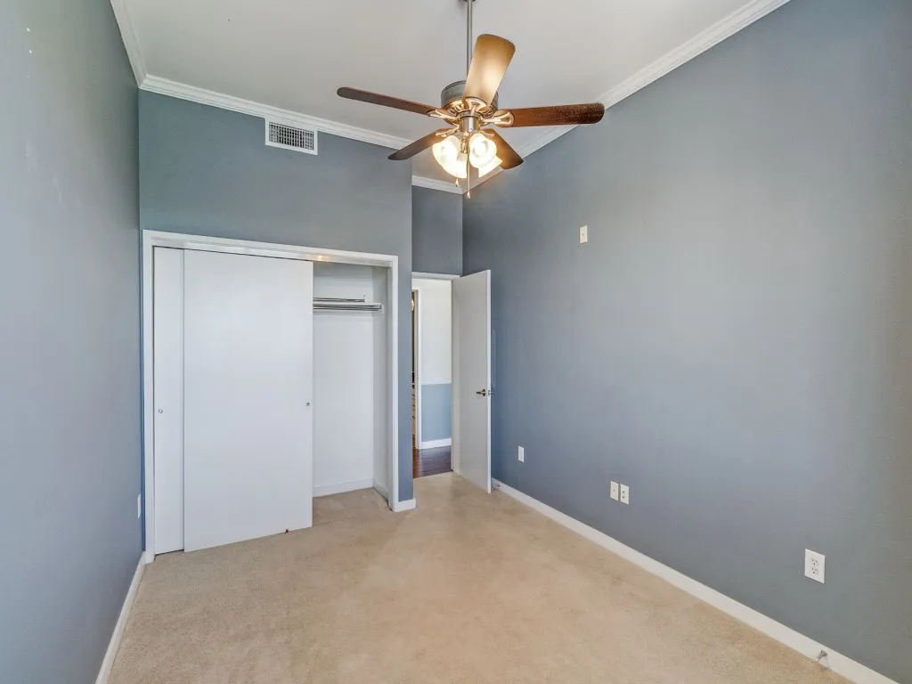 Condominium For Sale in Dallas County , 3025 Bryan Street 3E, Dallas, Texas 75204, 2 Bedroom, 2 Bathroom, 1 Garage spaces, 1,187 Sqft, built in 2006, mls#21297373, Real Estate Agent in Dallas, Homes For Sale in Dallas county, Homes For Sale in Dallas, Realtor in Dallas Texas, Real Estate Brokerage Independent Realty Texas, Luminita Cordes Realtor