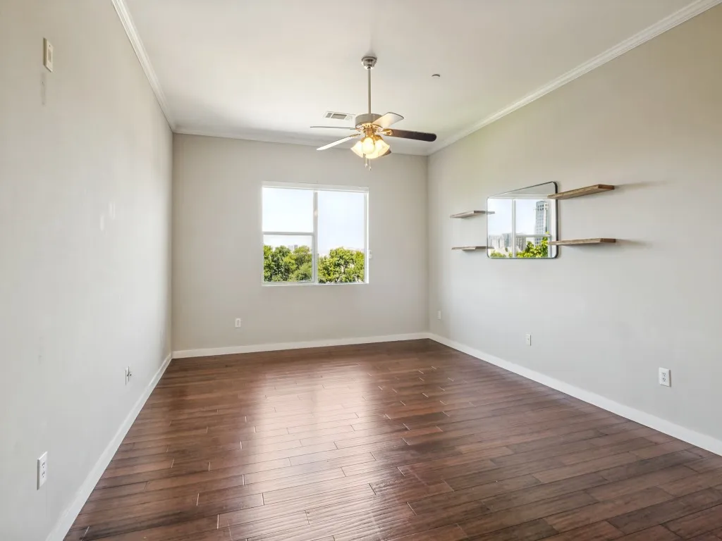 Condominium For Sale in Dallas County , 3025 Bryan Street 3E, Dallas, Texas 75204, 2 Bedroom, 2 Bathroom, 1 Garage spaces, 1,187 Sqft, built in 2006, mls#21297373, Real Estate Agent in Dallas, Homes For Sale in Dallas county, Homes For Sale in Dallas, Realtor in Dallas Texas, Real Estate Brokerage Independent Realty Texas, Luminita Cordes Realtor