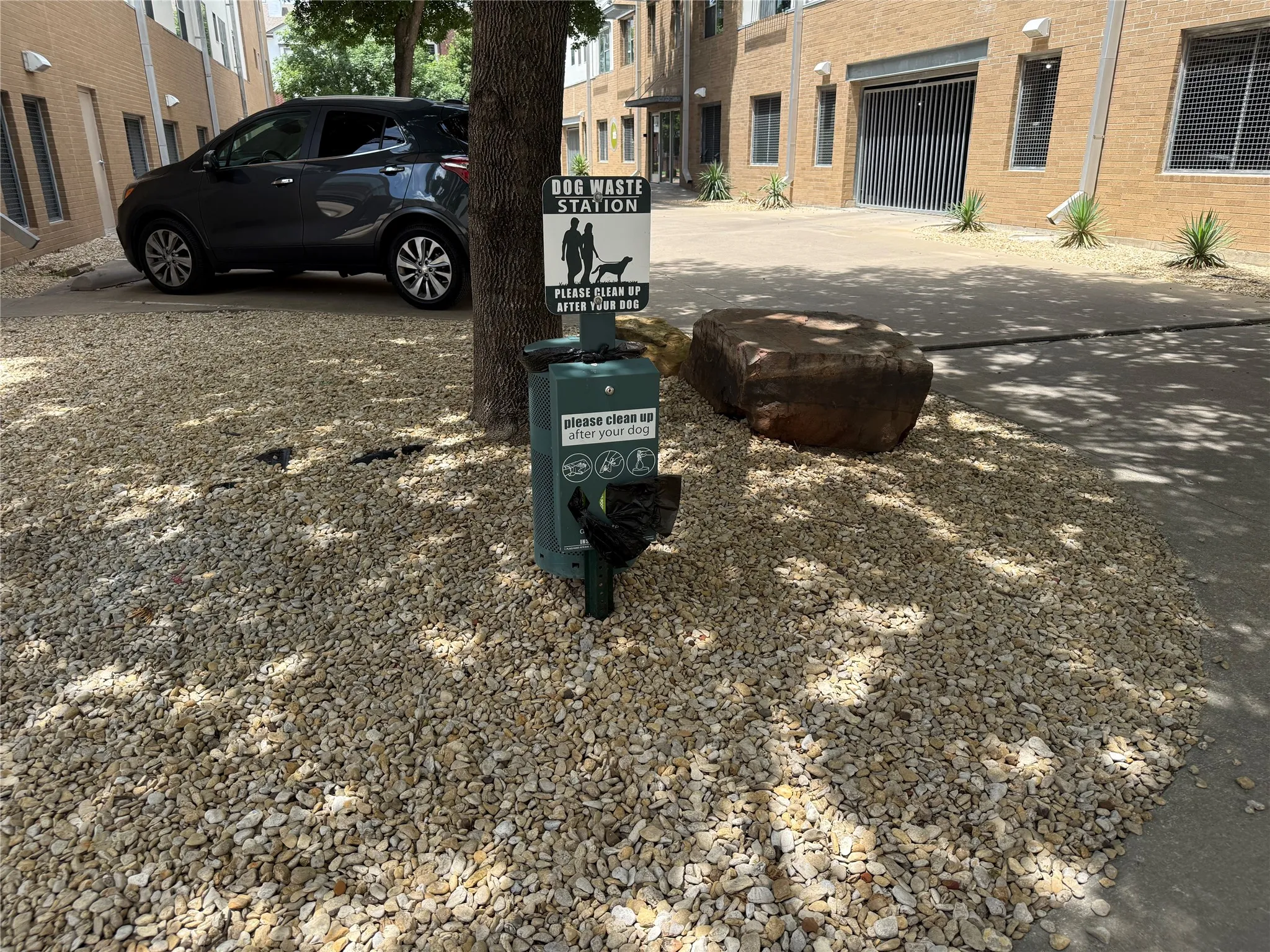 Condominium For Sale in Dallas County , 3025 Bryan Street 3E, Dallas, Texas 75204, 2 Bedroom, 2 Bathroom, 1 Garage spaces, 1,187 Sqft, built in 2006, mls#21297373, Real Estate Agent in Dallas, Homes For Sale in Dallas county, Homes For Sale in Dallas, Realtor in Dallas Texas, Real Estate Brokerage Independent Realty Texas, Luminita Cordes Realtor