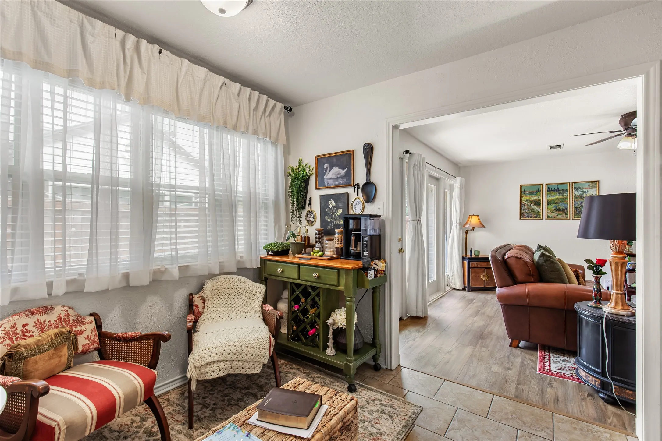 Duplex For Sale in Grayson County , 1006 W Washington Street, Sherman, Texas 75092, 4 Bedroom, 4 Bathroom, Garage spaces, 0 Sqft, built in 1986, mls#21298319, Real Estate Agent in Sherman, Homes For Sale in Grayson county, Homes For Sale in Sherman, Realtor in Sherman Texas, Real Estate Brokerage Independent Realty Texas, Luminita Cordes Realtor