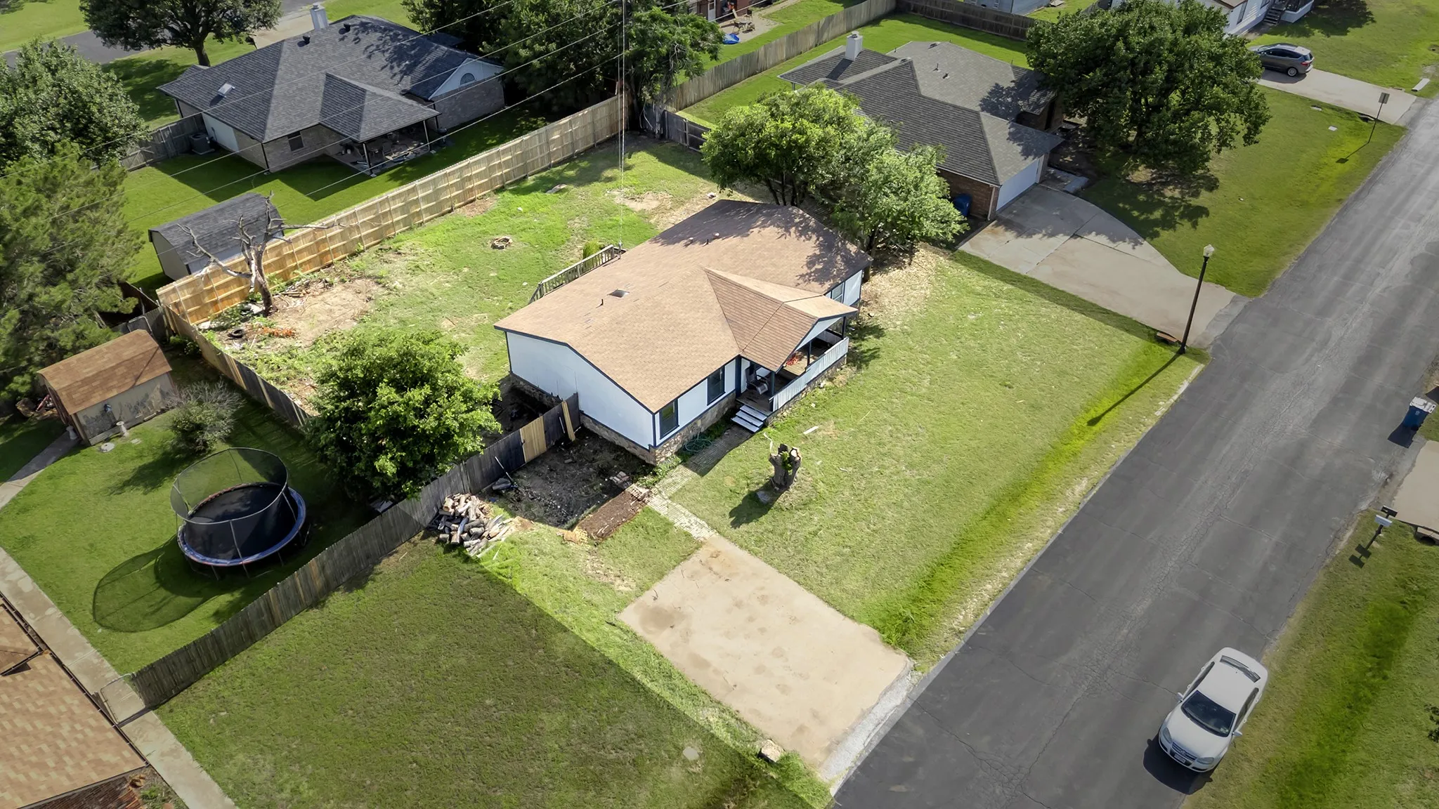 Mobile Home For Sale in Denton County , 305 Branson Road, Roanoke, Texas 76262, 3 Bedroom, 2 Bathroom, Garage spaces, 1,568 Sqft, built in 1989, mls#21298306, Real Estate Agent in Roanoke, Homes For Sale in Denton county, Homes For Sale in Roanoke, Realtor in Roanoke Texas, Real Estate Brokerage Independent Realty Texas, Luminita Cordes Realtor