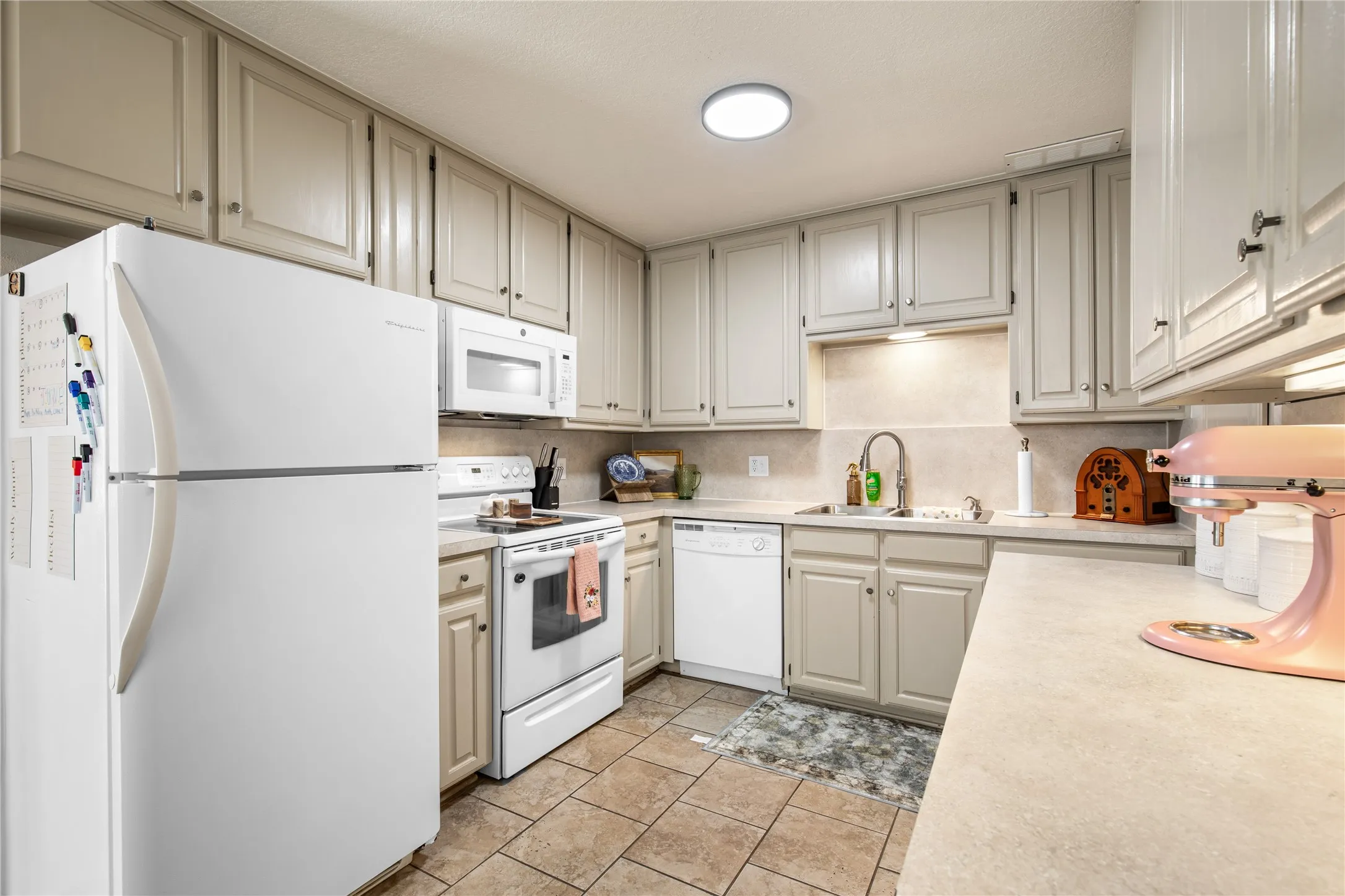 Duplex For Sale in Grayson County , 1002 W Washington Street, Sherman, Texas 75092, 4 Bedroom, 4 Bathroom, Garage spaces, 0 Sqft, built in 1986, mls#21298275, Real Estate Agent in Sherman, Homes For Sale in Grayson county, Homes For Sale in Sherman, Realtor in Sherman Texas, Real Estate Brokerage Independent Realty Texas, Luminita Cordes Realtor