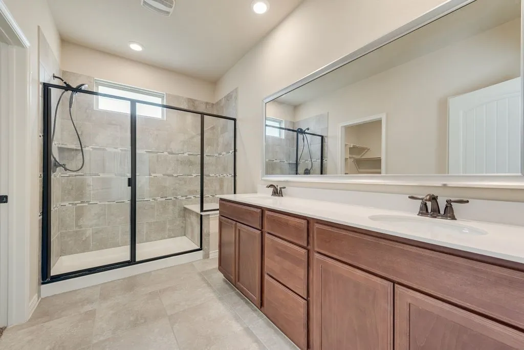 Single Family Residence For Sale in Dallas County , 3318 Rosewood Lane, Sachse, Texas 75048, 4 Bedroom, 3 Bathroom, 2 Garage spaces, 2,266 Sqft, built in 2017, mls#21298180, Real Estate Agent in Sachse, Homes For Sale in Dallas county, Homes For Sale in Sachse, Realtor in Sachse Texas, Real Estate Brokerage Independent Realty Texas, Luminita Cordes Realtor