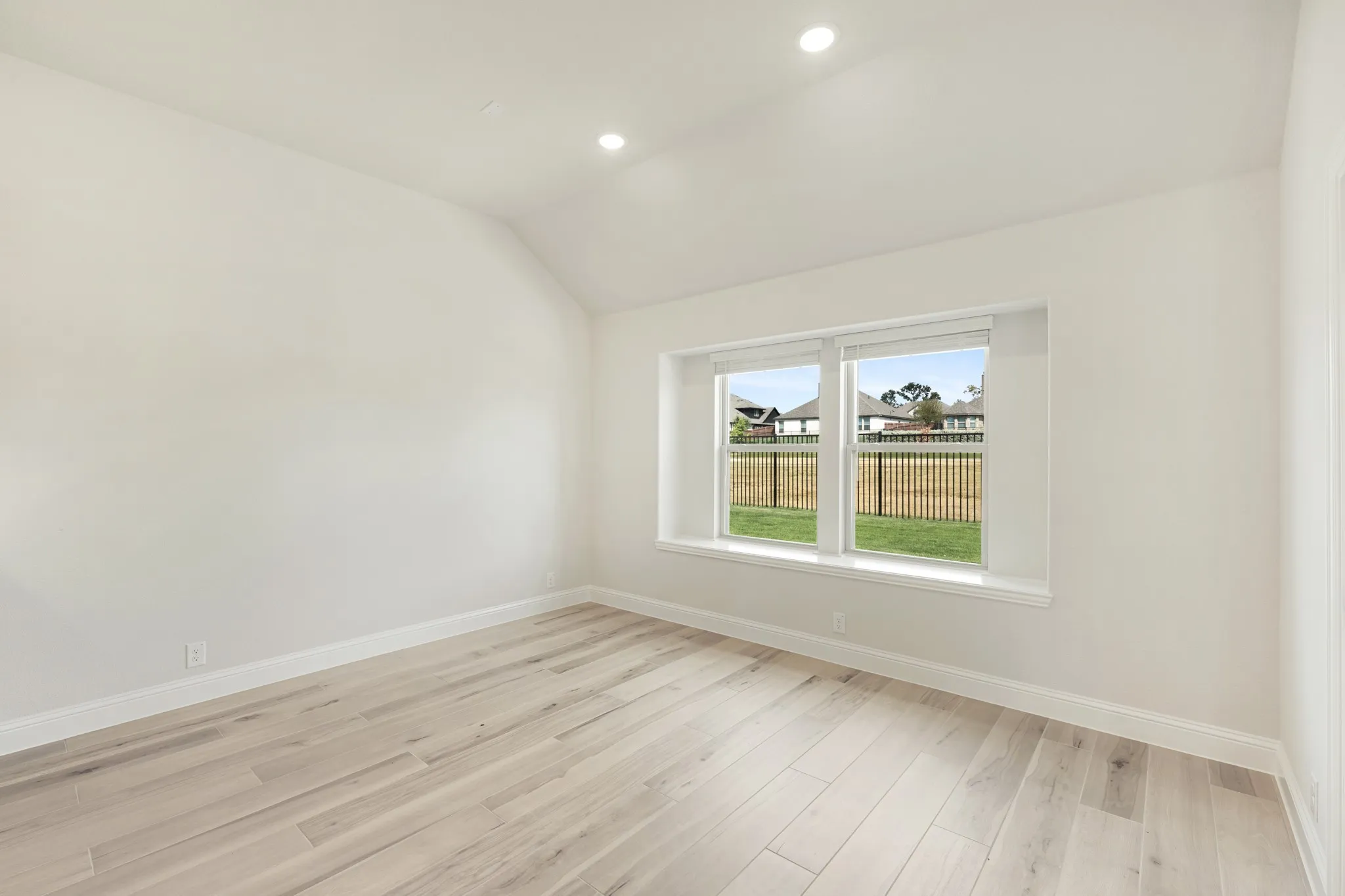 Single Family Residence For Sale in Ellis County , 4029 Eagles Bluff Road, Midlothian, Texas 76065, 3 Bedroom, 3 Bathroom, 2 Garage spaces, 2,260 Sqft, built in 2026, mls#21298346, Real Estate Agent in Midlothian, Homes For Sale in Ellis county, Homes For Sale in Midlothian, Realtor in Midlothian Texas, Real Estate Brokerage Independent Realty Texas, Luminita Cordes Realtor