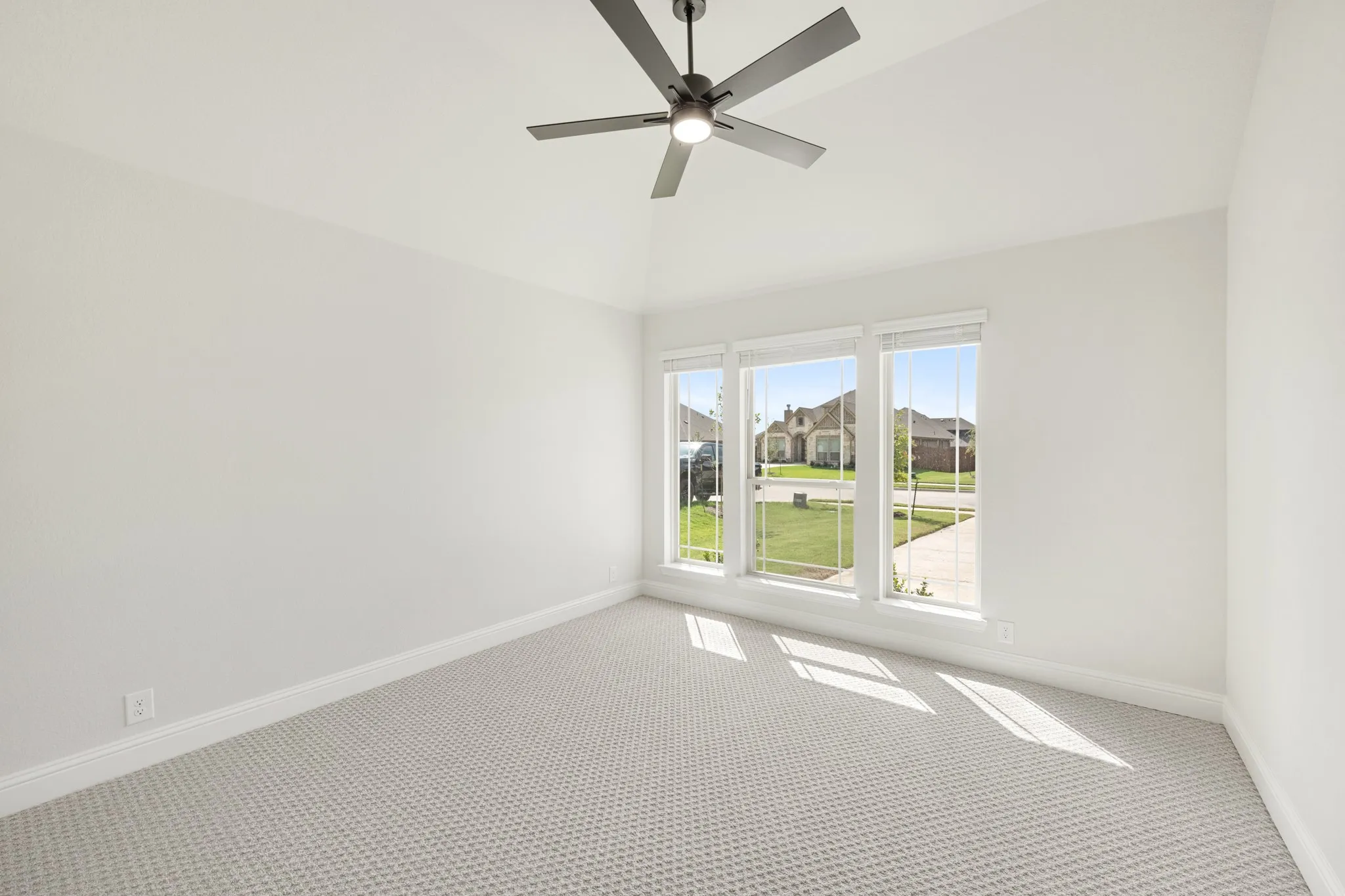 Single Family Residence For Sale in Ellis County , 4029 Eagles Bluff Road, Midlothian, Texas 76065, 3 Bedroom, 3 Bathroom, 2 Garage spaces, 2,260 Sqft, built in 2026, mls#21298346, Real Estate Agent in Midlothian, Homes For Sale in Ellis county, Homes For Sale in Midlothian, Realtor in Midlothian Texas, Real Estate Brokerage Independent Realty Texas, Luminita Cordes Realtor