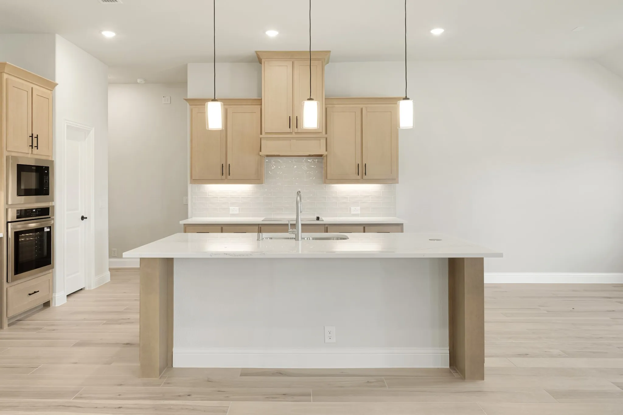 Single Family Residence For Sale in Ellis County , 4029 Eagles Bluff Road, Midlothian, Texas 76065, 3 Bedroom, 3 Bathroom, 2 Garage spaces, 2,260 Sqft, built in 2026, mls#21298346, Real Estate Agent in Midlothian, Homes For Sale in Ellis county, Homes For Sale in Midlothian, Realtor in Midlothian Texas, Real Estate Brokerage Independent Realty Texas, Luminita Cordes Realtor