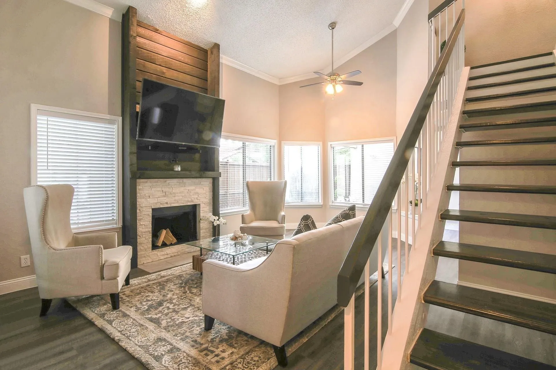 Condominium For Sale in Dallas County , 821 Dublin Drive 219, Richardson, Texas 75080, 3 Bedroom, 2 Bathroom, 1 Garage spaces, 1,365 Sqft, built in 1981, mls#21298241, Real Estate Agent in Richardson, Homes For Sale in Dallas county, Homes For Sale in Richardson, Realtor in Richardson Texas, Real Estate Brokerage Independent Realty Texas, Luminita Cordes Realtor