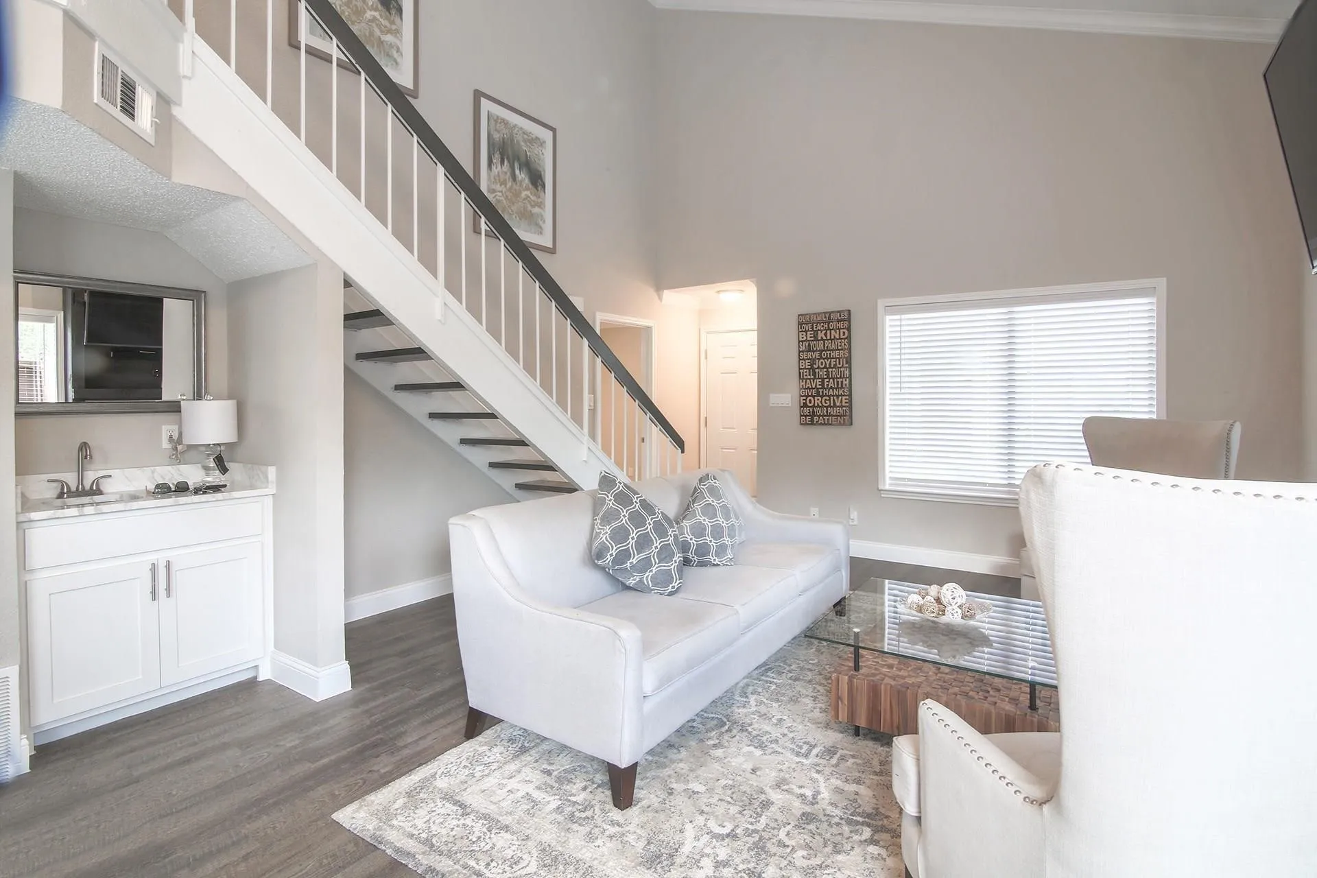 Condominium For Sale in Dallas County , 821 Dublin Drive 219, Richardson, Texas 75080, 3 Bedroom, 2 Bathroom, 1 Garage spaces, 1,365 Sqft, built in 1981, mls#21298241, Real Estate Agent in Richardson, Homes For Sale in Dallas county, Homes For Sale in Richardson, Realtor in Richardson Texas, Real Estate Brokerage Independent Realty Texas, Luminita Cordes Realtor