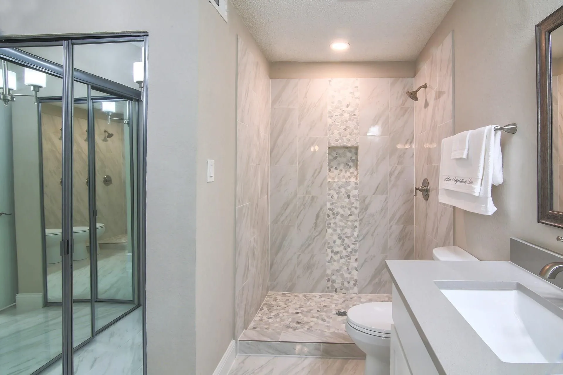 Condominium For Sale in Dallas County , 821 Dublin Drive 219, Richardson, Texas 75080, 3 Bedroom, 2 Bathroom, 1 Garage spaces, 1,365 Sqft, built in 1981, mls#21298241, Real Estate Agent in Richardson, Homes For Sale in Dallas county, Homes For Sale in Richardson, Realtor in Richardson Texas, Real Estate Brokerage Independent Realty Texas, Luminita Cordes Realtor