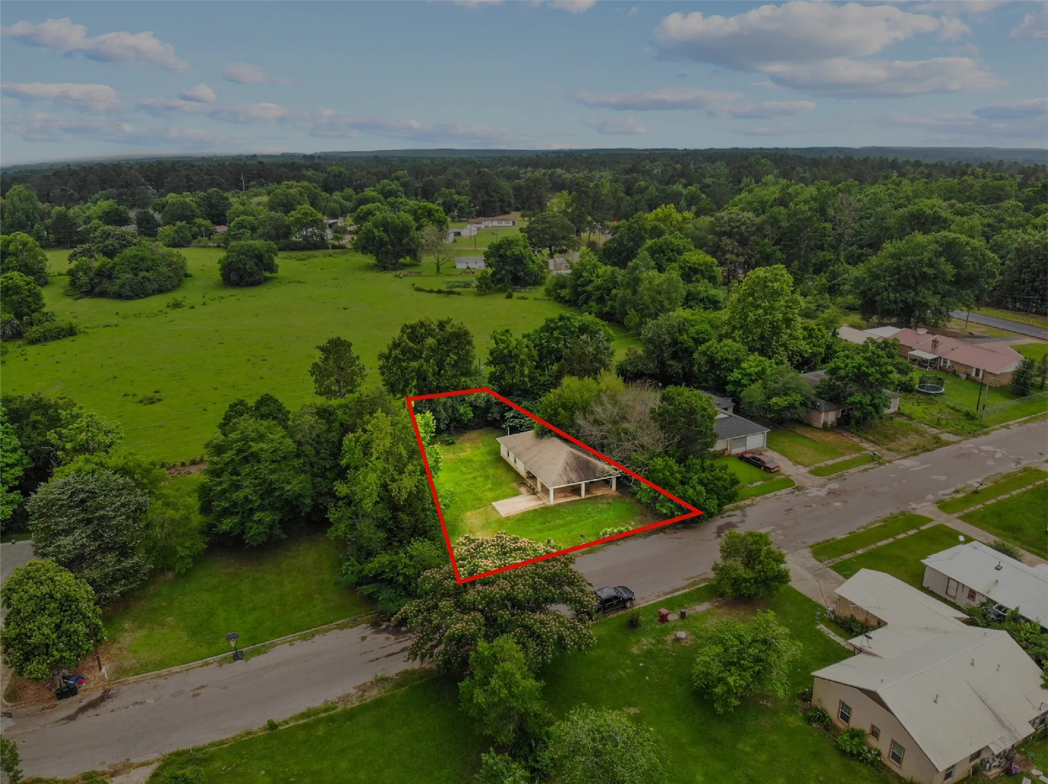 Single Family Residence For Sale in Cass County , 65 RHYNE, Avinger, Texas 75630, 3 Bedroom, 2 Bathroom, Garage spaces, 1,097 Sqft, built in 2014, mls#21298350, Real Estate Agent in Avinger, Homes For Sale in Cass county, Homes For Sale in Avinger, Realtor in Avinger Texas, Real Estate Brokerage Independent Realty Texas, Luminita Cordes Realtor