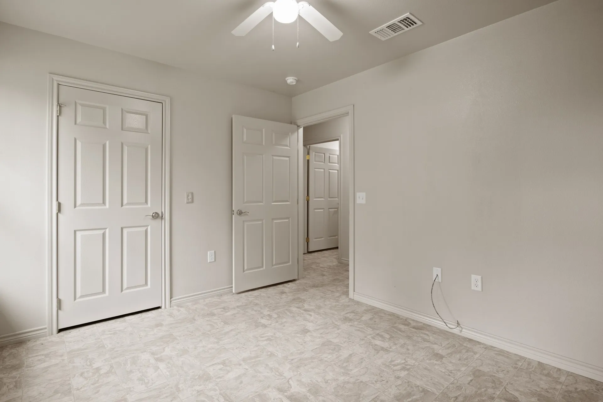 Single Family Residence For Sale in Cass County , 65 RHYNE, Avinger, Texas 75630, 3 Bedroom, 2 Bathroom, Garage spaces, 1,097 Sqft, built in 2014, mls#21298350, Real Estate Agent in Avinger, Homes For Sale in Cass county, Homes For Sale in Avinger, Realtor in Avinger Texas, Real Estate Brokerage Independent Realty Texas, Luminita Cordes Realtor
