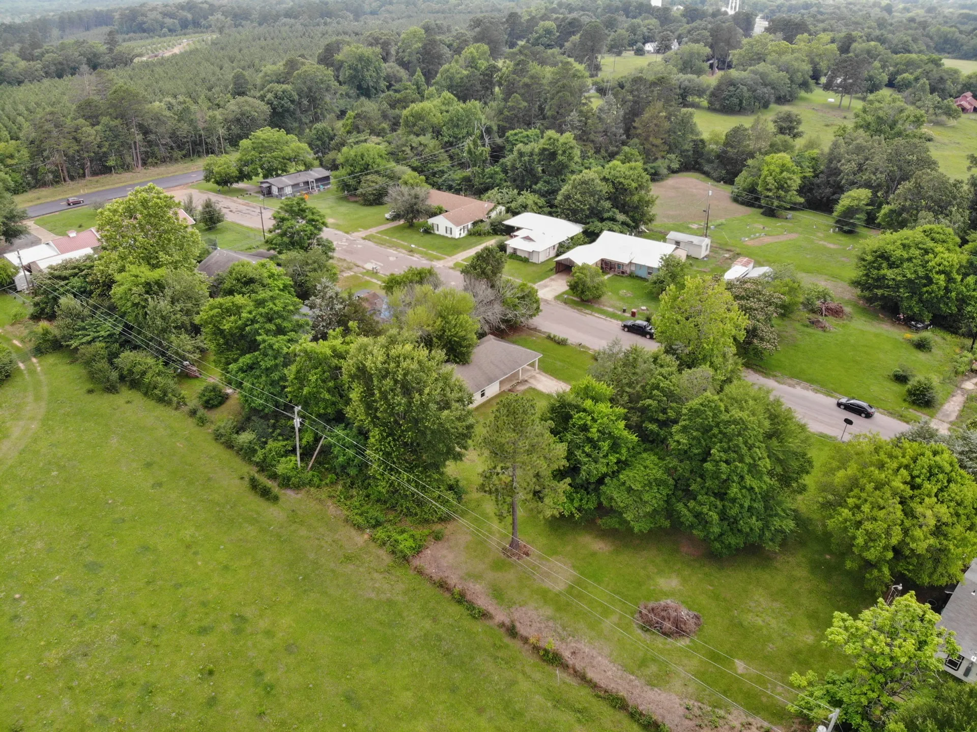 Single Family Residence For Sale in Cass County , 65 RHYNE, Avinger, Texas 75630, 3 Bedroom, 2 Bathroom, Garage spaces, 1,097 Sqft, built in 2014, mls#21298350, Real Estate Agent in Avinger, Homes For Sale in Cass county, Homes For Sale in Avinger, Realtor in Avinger Texas, Real Estate Brokerage Independent Realty Texas, Luminita Cordes Realtor