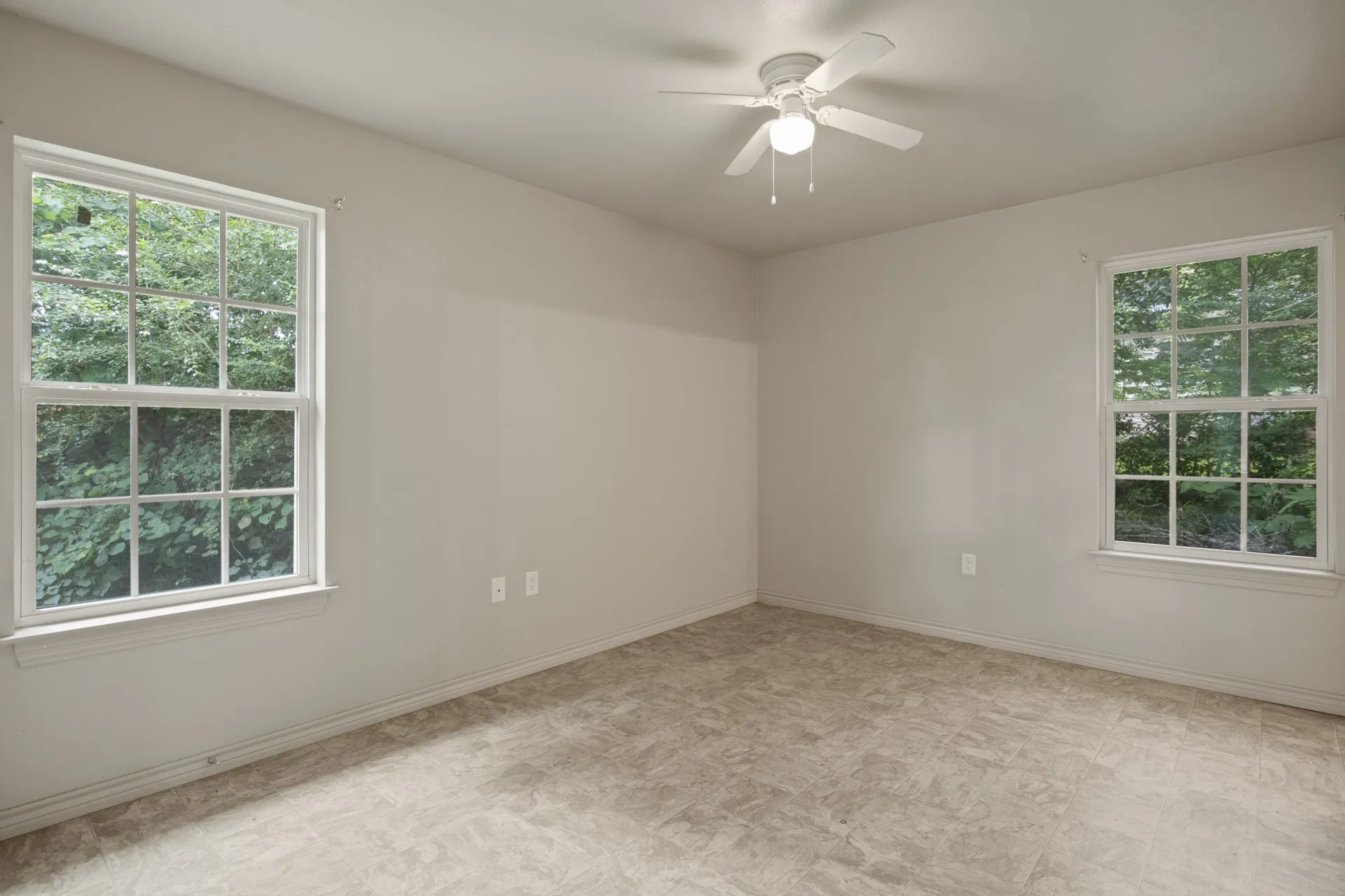 Single Family Residence For Sale in Cass County , 65 RHYNE, Avinger, Texas 75630, 3 Bedroom, 2 Bathroom, Garage spaces, 1,097 Sqft, built in 2014, mls#21298350, Real Estate Agent in Avinger, Homes For Sale in Cass county, Homes For Sale in Avinger, Realtor in Avinger Texas, Real Estate Brokerage Independent Realty Texas, Luminita Cordes Realtor