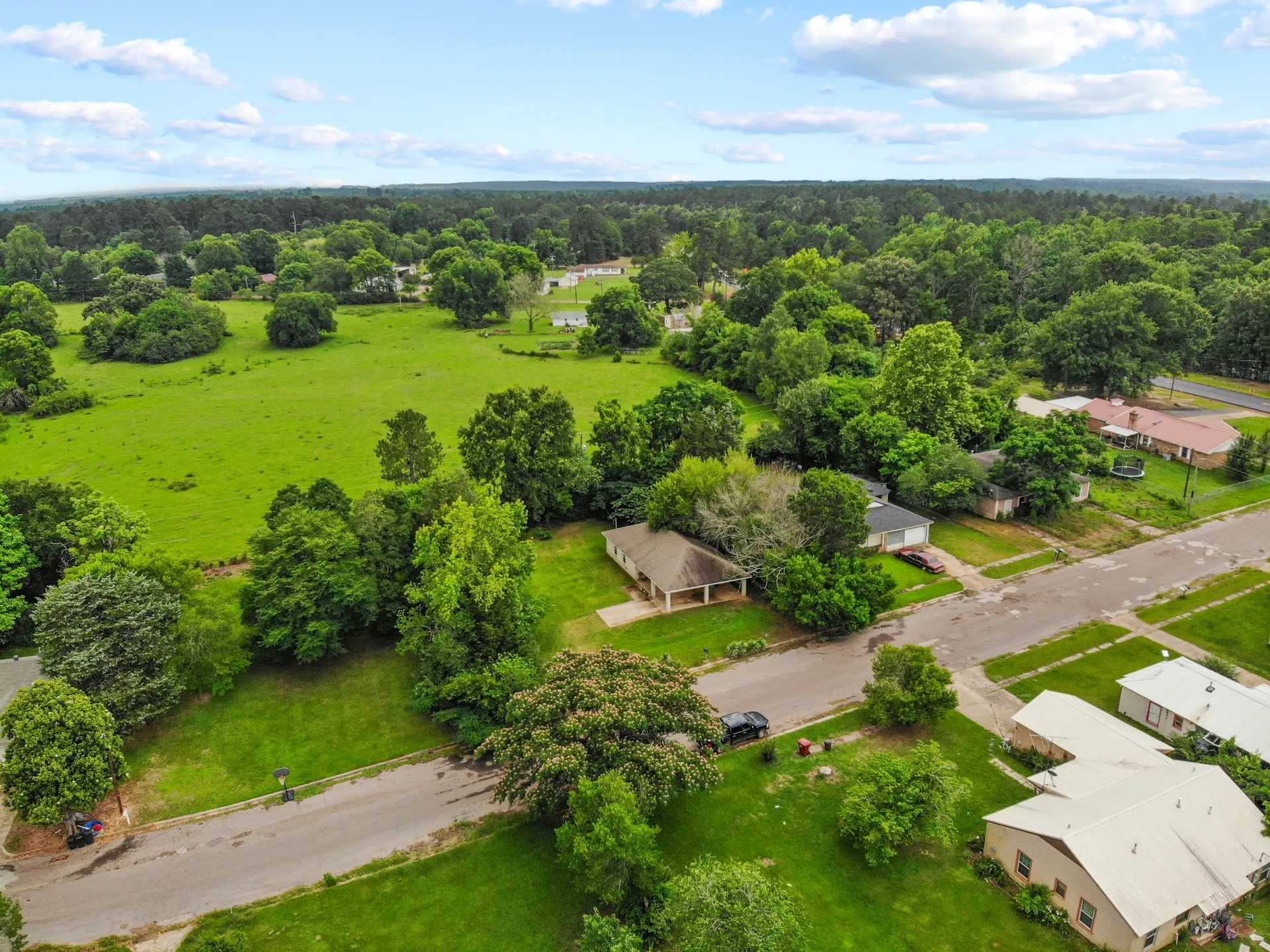 Single Family Residence For Sale in Cass County , 65 RHYNE, Avinger, Texas 75630, 3 Bedroom, 2 Bathroom, Garage spaces, 1,097 Sqft, built in 2014, mls#21298350, Real Estate Agent in Avinger, Homes For Sale in Cass county, Homes For Sale in Avinger, Realtor in Avinger Texas, Real Estate Brokerage Independent Realty Texas, Luminita Cordes Realtor
