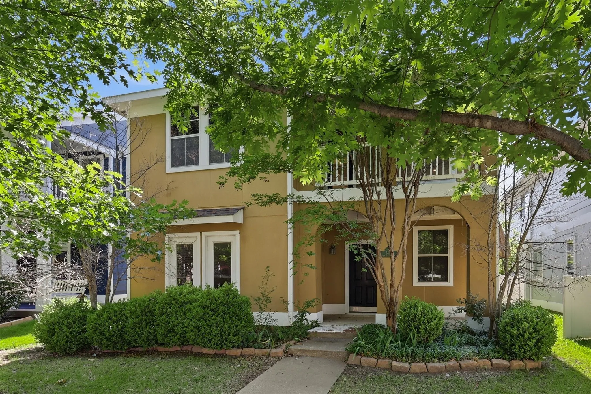 Single Family Residence For Sale in Denton County , 1418 Sea Pines Drive, Savannah, Texas 76227, 4 Bedroom, 3 Bathroom, 2 Garage spaces, 2,561 Sqft, built in 2006, mls#21293222, Real Estate Agent in Savannah, Homes For Sale in Denton county, Homes For Sale in Savannah, Realtor in Savannah Texas, Real Estate Brokerage Independent Realty Texas, Luminita Cordes Realtor