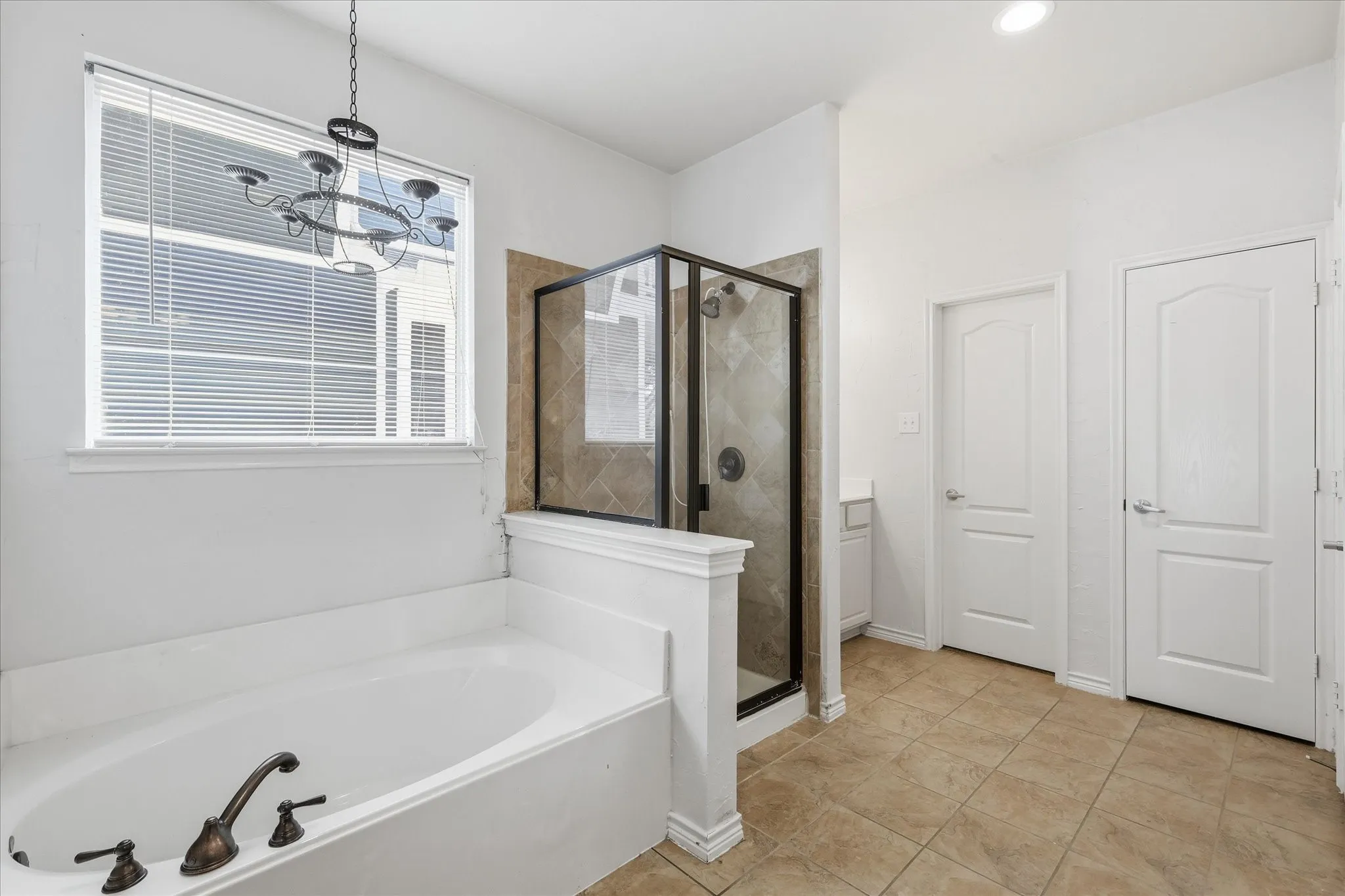 Single Family Residence For Sale in Denton County , 1418 Sea Pines Drive, Savannah, Texas 76227, 4 Bedroom, 3 Bathroom, 2 Garage spaces, 2,561 Sqft, built in 2006, mls#21293222, Real Estate Agent in Savannah, Homes For Sale in Denton county, Homes For Sale in Savannah, Realtor in Savannah Texas, Real Estate Brokerage Independent Realty Texas, Luminita Cordes Realtor