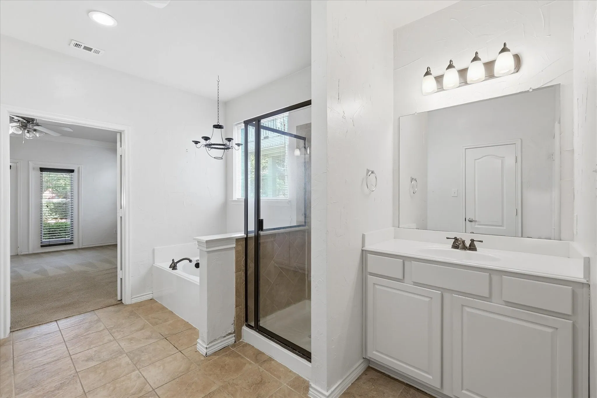 Single Family Residence For Sale in Denton County , 1418 Sea Pines Drive, Savannah, Texas 76227, 4 Bedroom, 3 Bathroom, 2 Garage spaces, 2,561 Sqft, built in 2006, mls#21293222, Real Estate Agent in Savannah, Homes For Sale in Denton county, Homes For Sale in Savannah, Realtor in Savannah Texas, Real Estate Brokerage Independent Realty Texas, Luminita Cordes Realtor