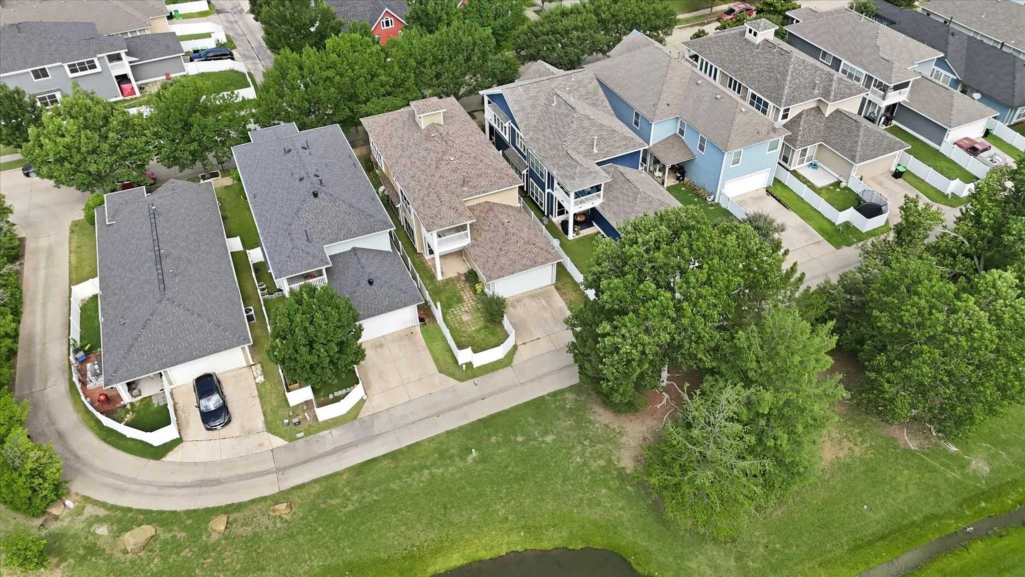 Single Family Residence For Sale in Denton County , 1418 Sea Pines Drive, Savannah, Texas 76227, 4 Bedroom, 3 Bathroom, 2 Garage spaces, 2,561 Sqft, built in 2006, mls#21293222, Real Estate Agent in Savannah, Homes For Sale in Denton county, Homes For Sale in Savannah, Realtor in Savannah Texas, Real Estate Brokerage Independent Realty Texas, Luminita Cordes Realtor