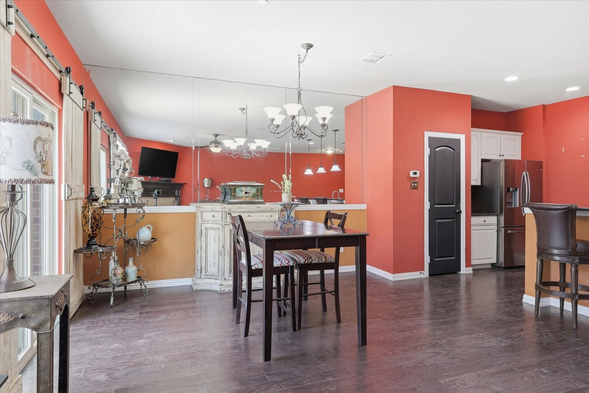 Townhouse For Sale in Denton County , 399 Dublin Street, Lewisville, Texas 75067, 3 Bedroom, 3 Bathroom, 2 Garage spaces, 1,942 Sqft, built in 2012, mls#21294114, Real Estate Agent in Lewisville, Homes For Sale in Denton county, Homes For Sale in Lewisville, Realtor in Lewisville Texas, Real Estate Brokerage Independent Realty Texas, Luminita Cordes Realtor