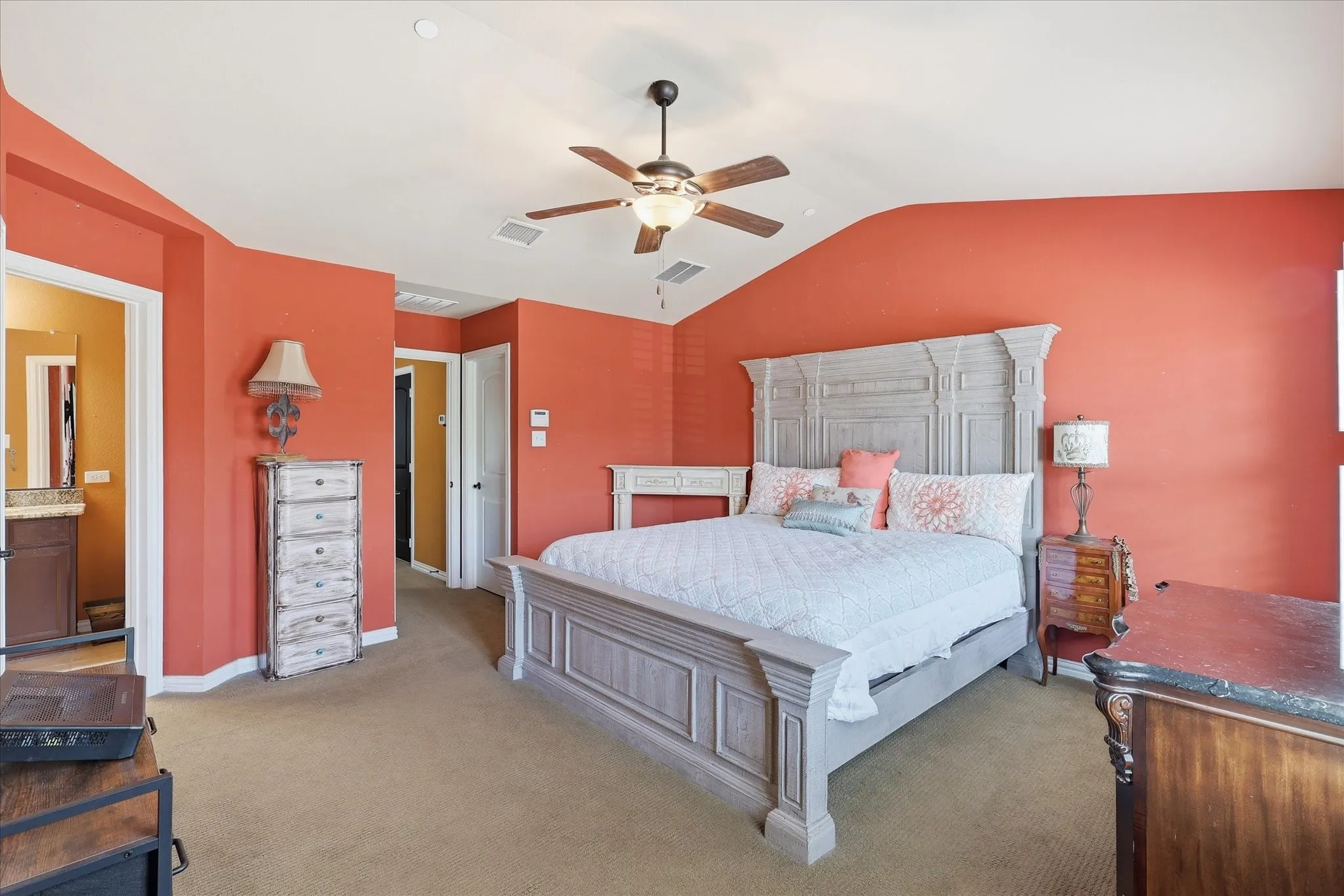 Townhouse For Sale in Denton County , 399 Dublin Street, Lewisville, Texas 75067, 3 Bedroom, 3 Bathroom, 2 Garage spaces, 1,942 Sqft, built in 2012, mls#21294114, Real Estate Agent in Lewisville, Homes For Sale in Denton county, Homes For Sale in Lewisville, Realtor in Lewisville Texas, Real Estate Brokerage Independent Realty Texas, Luminita Cordes Realtor