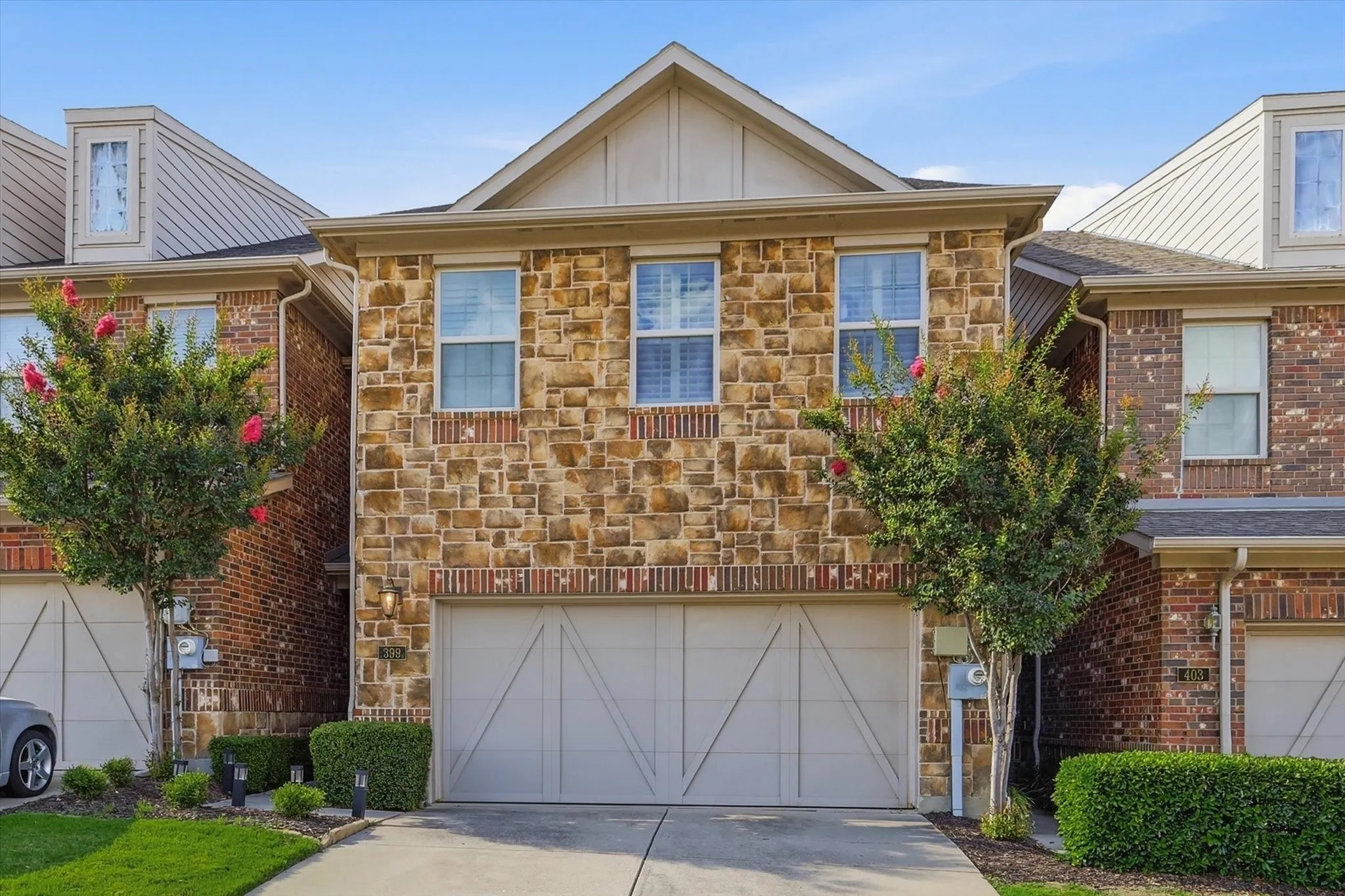 Townhouse For Sale in Denton County , 399 Dublin Street, Lewisville, Texas 75067, 3 Bedroom, 3 Bathroom, 2 Garage spaces, 1,942 Sqft, built in 2012, mls#21294114, Real Estate Agent in Lewisville, Homes For Sale in Denton county, Homes For Sale in Lewisville, Realtor in Lewisville Texas, Real Estate Brokerage Independent Realty Texas, Luminita Cordes Realtor