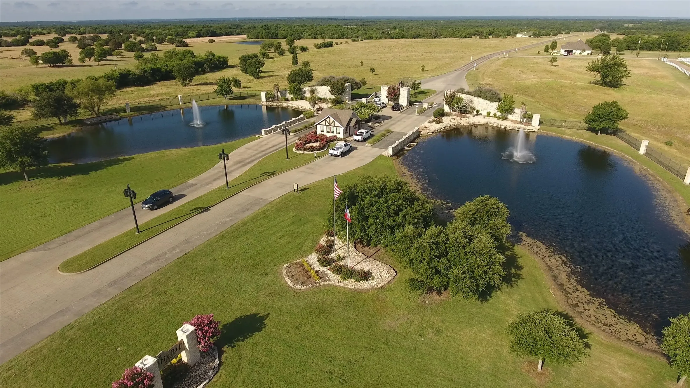 White Bluff enterance