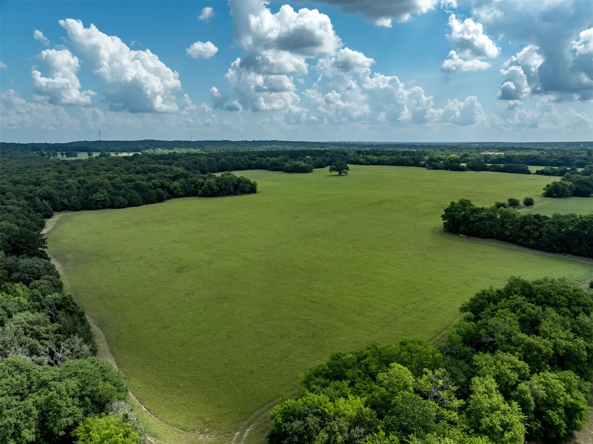 Ranch For Sale in Smith County , TBD N SH 110 Highway N, Lindale, Texas 75771, 0, 0, Garage spaces, 0 Sqft, built in 0, Price $5,215,080, mls#21298376, Real Estate Agent in Lindale, Homes For Sale in Smith county, Homes For Sale in Lindale, Realtor in Lindale Texas, Real Estate Brokerage Independent Realty Texas, Luminita Cordes Realtor