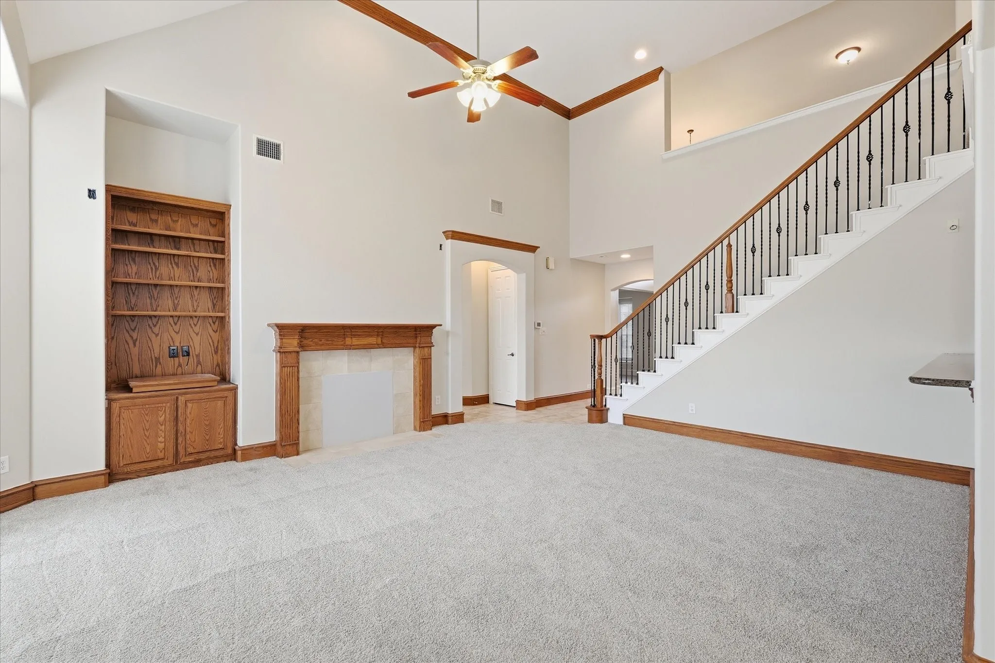 Single Family Residence For Sale in Collin County , 2220 New College Lane, Plano, Texas 75025, 5 Bedroom, 5 Bathroom, 2 Garage spaces, 3,538 Sqft, built in 2005, mls#21295591, Real Estate Agent in Plano, Homes For Sale in Collin county, Homes For Sale in Plano, Realtor in Plano Texas, Real Estate Brokerage Independent Realty Texas, Luminita Cordes Realtor
