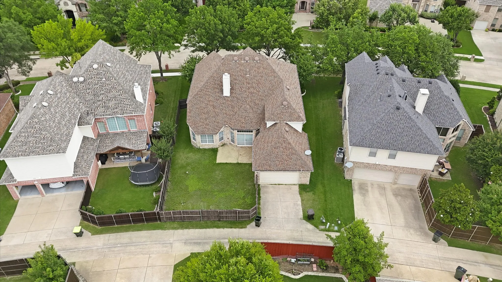 Single Family Residence For Sale in Collin County , 2220 New College Lane, Plano, Texas 75025, 5 Bedroom, 5 Bathroom, 2 Garage spaces, 3,538 Sqft, built in 2005, mls#21295591, Real Estate Agent in Plano, Homes For Sale in Collin county, Homes For Sale in Plano, Realtor in Plano Texas, Real Estate Brokerage Independent Realty Texas, Luminita Cordes Realtor