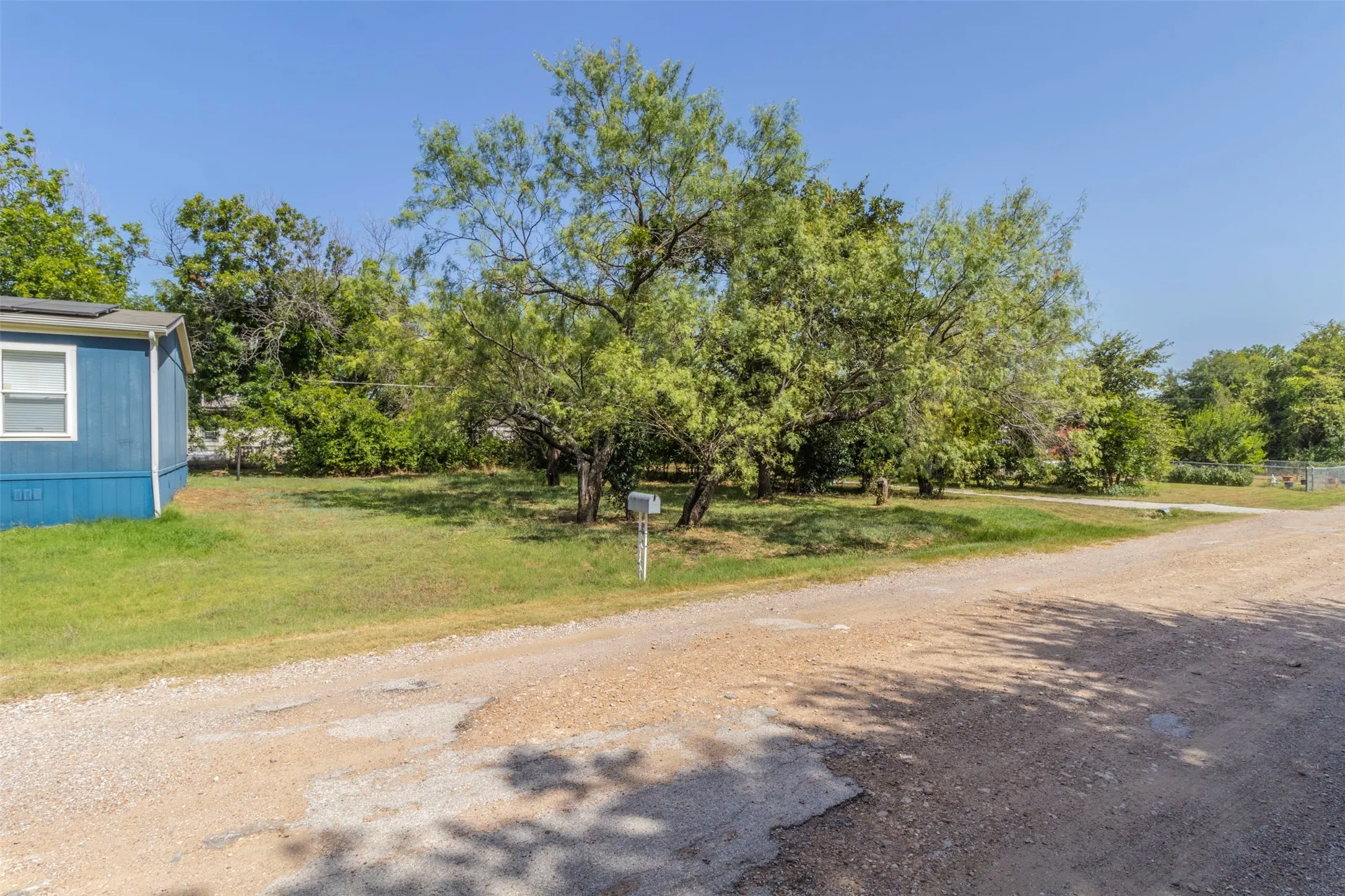 Unimproved Land For Sale in Hood County , 5715 Arkansas Trail, Granbury, Texas 76048, 0, 0, Garage spaces, 0 Sqft, built in 0, Price $17,500, mls#21298407, Real Estate Agent in Granbury, Homes For Sale in Hood county, Homes For Sale in Granbury, Realtor in Granbury Texas, Real Estate Brokerage Independent Realty Texas, Luminita Cordes Realtor