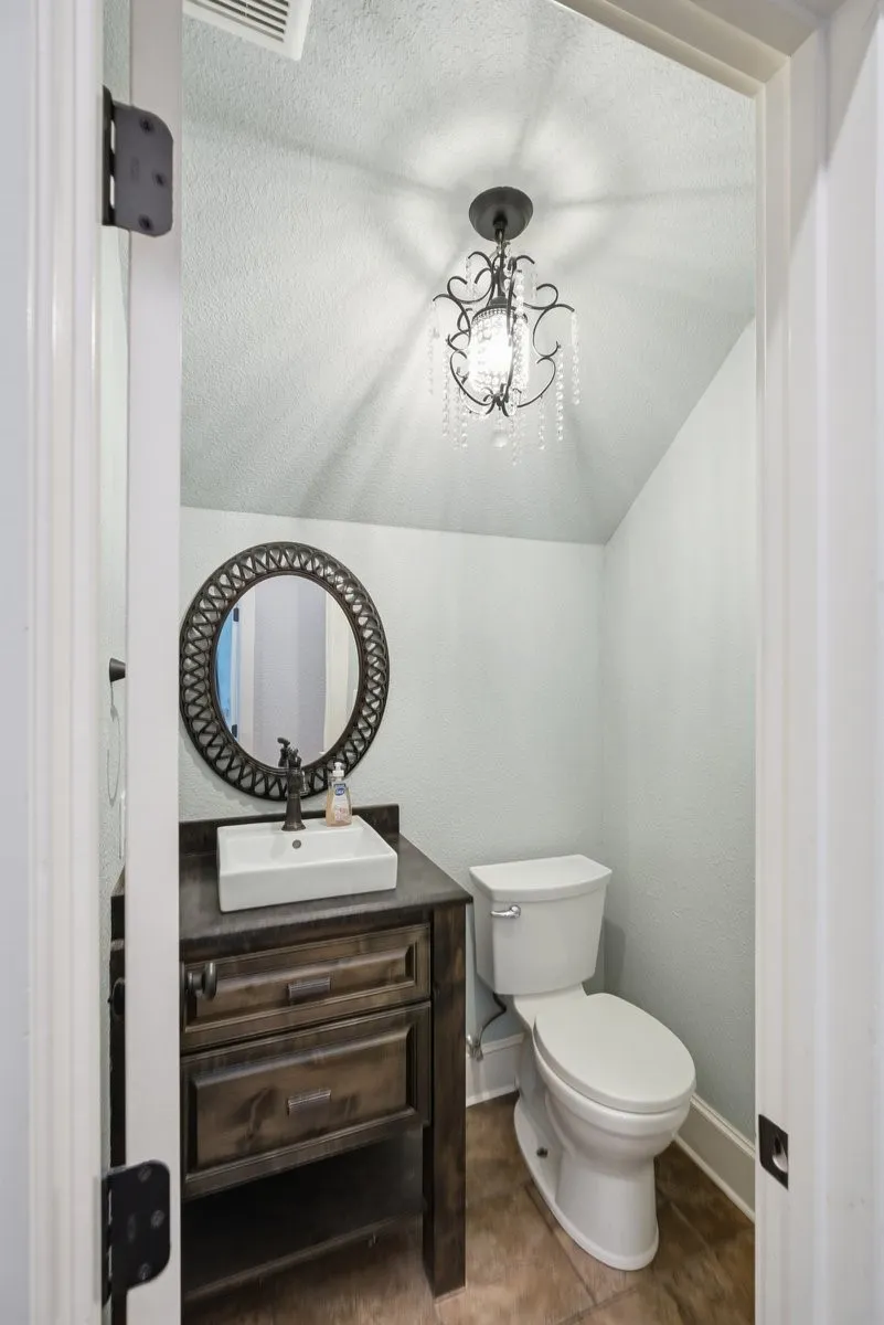 Single Family Residence For Sale in Mc Lennan County , 8 Freedom Court, Waco, Texas 76708, 4 Bedroom, 4 Bathroom, 2 Garage spaces, 2,907 Sqft, built in 2015, mls#21298411, Real Estate Agent in Waco, Homes For Sale in Mc Lennan county, Homes For Sale in Waco, Realtor in Waco Texas, Real Estate Brokerage Independent Realty Texas, Luminita Cordes Realtor