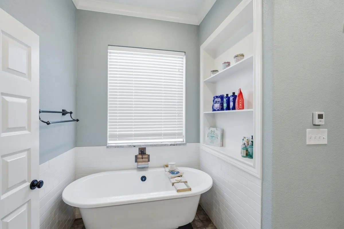 Single Family Residence For Sale in Mc Lennan County , 8 Freedom Court, Waco, Texas 76708, 4 Bedroom, 4 Bathroom, 2 Garage spaces, 2,907 Sqft, built in 2015, mls#21298411, Real Estate Agent in Waco, Homes For Sale in Mc Lennan county, Homes For Sale in Waco, Realtor in Waco Texas, Real Estate Brokerage Independent Realty Texas, Luminita Cordes Realtor