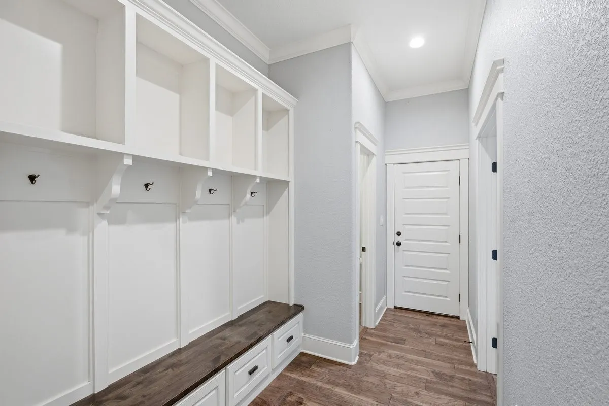 Single Family Residence For Sale in Mc Lennan County , 8 Freedom Court, Waco, Texas 76708, 4 Bedroom, 4 Bathroom, 2 Garage spaces, 2,907 Sqft, built in 2015, mls#21298411, Real Estate Agent in Waco, Homes For Sale in Mc Lennan county, Homes For Sale in Waco, Realtor in Waco Texas, Real Estate Brokerage Independent Realty Texas, Luminita Cordes Realtor