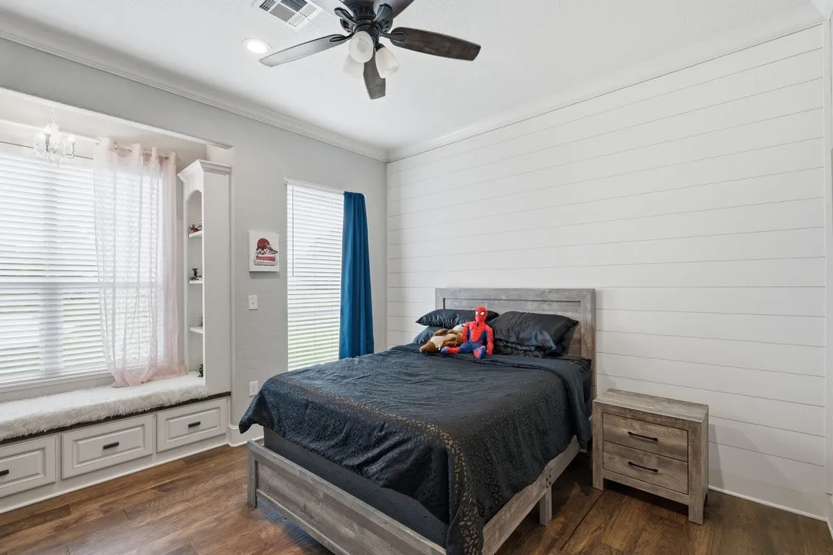 Single Family Residence For Sale in Mc Lennan County , 8 Freedom Court, Waco, Texas 76708, 4 Bedroom, 4 Bathroom, 2 Garage spaces, 2,907 Sqft, built in 2015, mls#21298411, Real Estate Agent in Waco, Homes For Sale in Mc Lennan county, Homes For Sale in Waco, Realtor in Waco Texas, Real Estate Brokerage Independent Realty Texas, Luminita Cordes Realtor