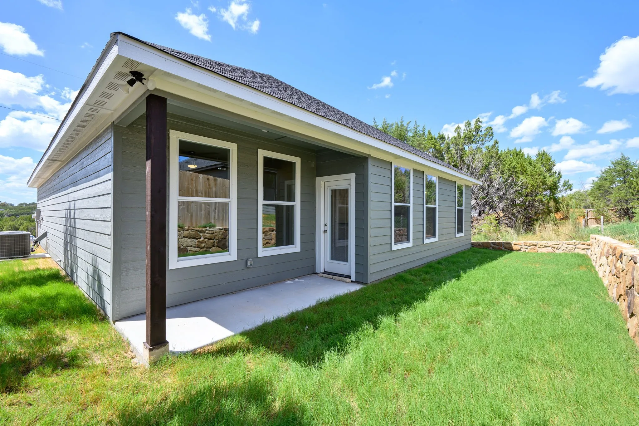 Single Family Residence For Rent in Hood County , 5621 San Jacinto Drive, Granbury, Texas 76048, 3 Bedroom, 2 Bathroom, 2 Garage spaces, 1,477 Sqft, built in 2026, mls#21275045, Real Estate Agent in Granbury, Homes For Rent in Hood county, Homes For Rent in Granbury, Realtor in Granbury Texas, Real Estate Brokerage Independent Realty Texas, Luminita Cordes Realtor