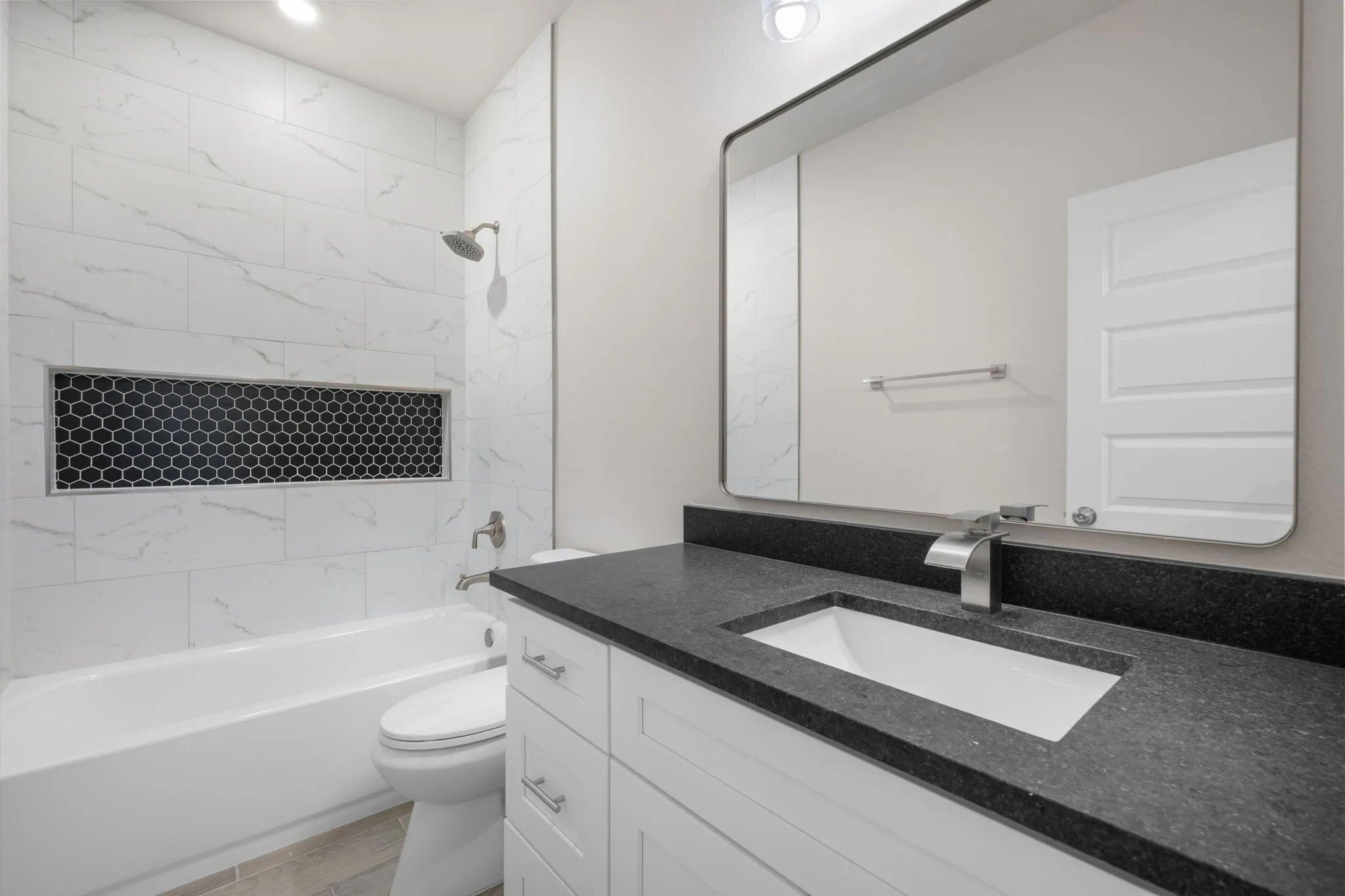 Single Family Residence For Rent in Hood County , 5621 San Jacinto Drive, Granbury, Texas 76048, 3 Bedroom, 2 Bathroom, 2 Garage spaces, 1,477 Sqft, built in 2026, mls#21275045, Real Estate Agent in Granbury, Homes For Rent in Hood county, Homes For Rent in Granbury, Realtor in Granbury Texas, Real Estate Brokerage Independent Realty Texas, Luminita Cordes Realtor