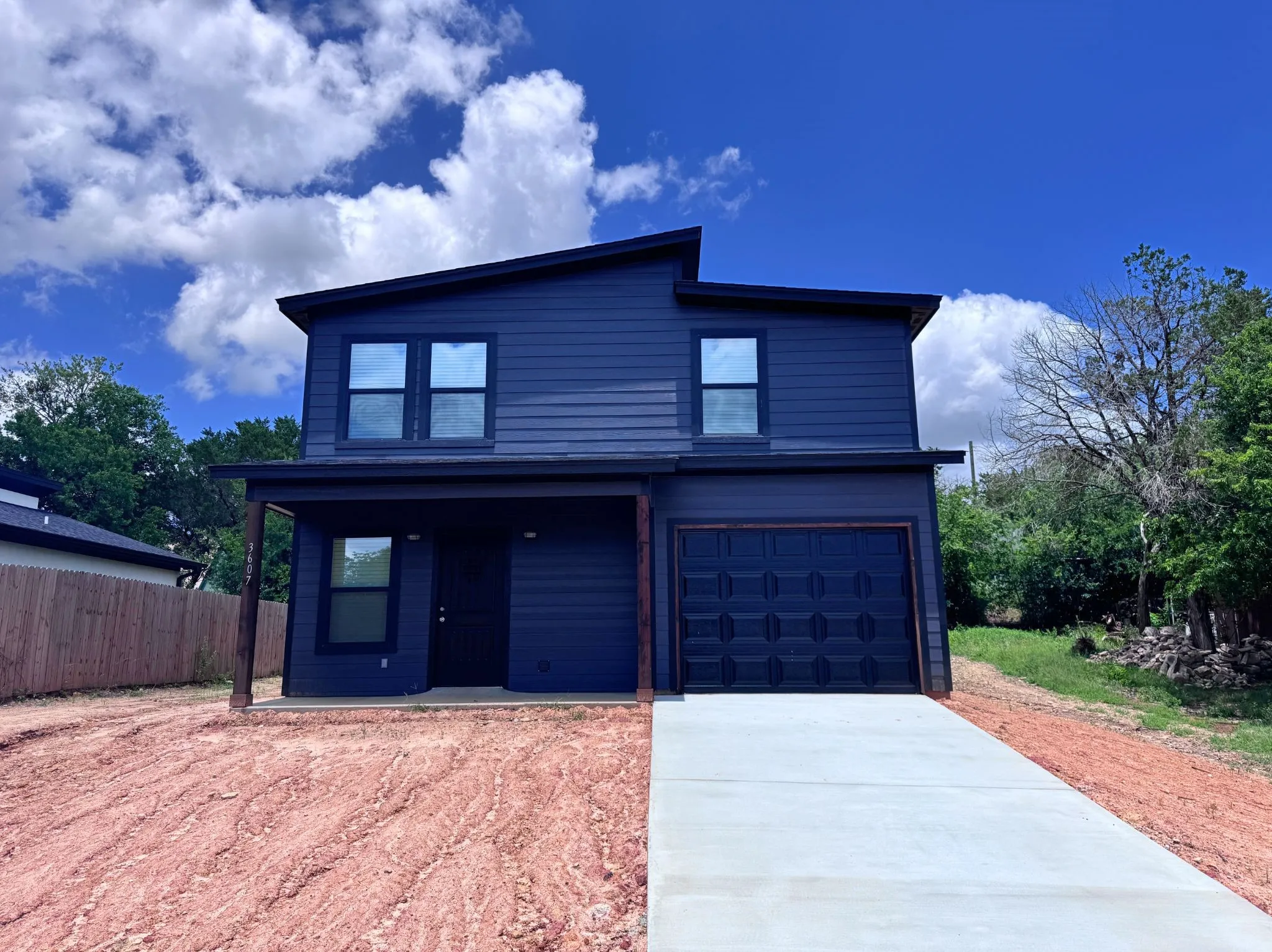 Single Family Residence For Rent in Hood County , 3607 Sioux Trail, Granbury, Texas 76048, 3 Bedroom, 3 Bathroom, 1 Garage spaces, 1,470 Sqft, built in 2025, mls#21297020, Real Estate Agent in Granbury, Homes For Rent in Hood county, Homes For Rent in Granbury, Realtor in Granbury Texas, Real Estate Brokerage Independent Realty Texas, Luminita Cordes Realtor