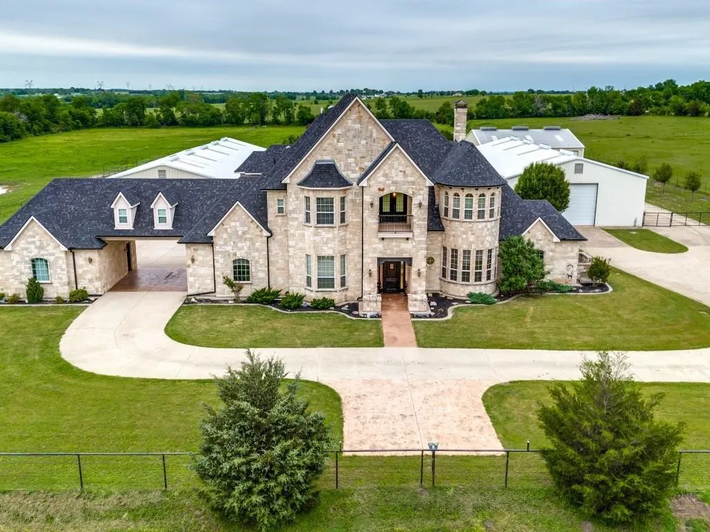 Office For Rent in Collin County , 6600 W Fm 455 Suite G, Weston, Texas 75009, 0, 0, Garage spaces, 0 Sqft, built in 2008, Price $850, mls#21298435, Real Estate Agent in Weston, Homes For Rent in Collin county, Homes For Rent in Weston, Realtor in Weston Texas, Real Estate Brokerage Independent Realty Texas, Luminita Cordes Realtor