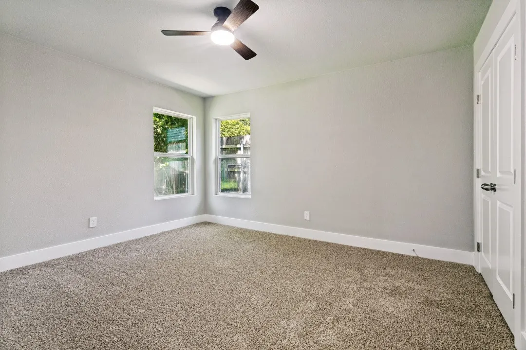 Single Family Residence For Sale in Tarrant County , 3504 Westfield Avenue, Fort Worth, Texas 76133, 3 Bedroom, 2 Bathroom, 2 Garage spaces, 1,730 Sqft, built in 1957, mls#21298443, Real Estate Agent in Fort Worth, Homes For Sale in Tarrant county, Homes For Sale in Fort Worth, Realtor in Fort Worth Texas, Real Estate Brokerage Independent Realty Texas, Luminita Cordes Realtor