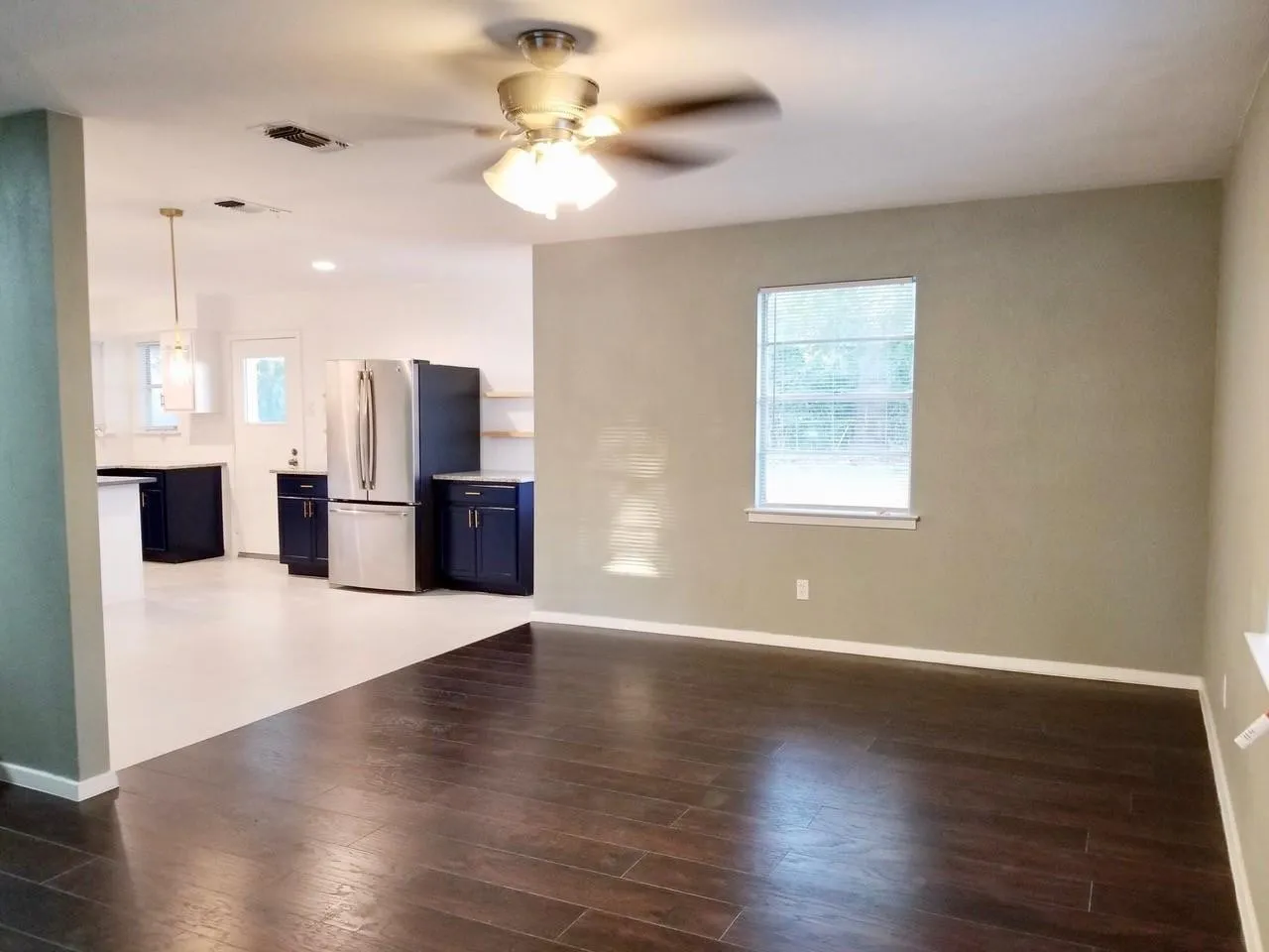 Single Family Residence For Rent in Dallas County , 510 Gilbert Road, Irving, Texas 75061, 3 Bedroom, 2 Bathroom, Garage spaces, 1,219 Sqft, built in 1960, mls#21298459, Real Estate Agent in Irving, Homes For Rent in Dallas county, Homes For Rent in Irving, Realtor in Irving Texas, Real Estate Brokerage Independent Realty Texas, Luminita Cordes Realtor