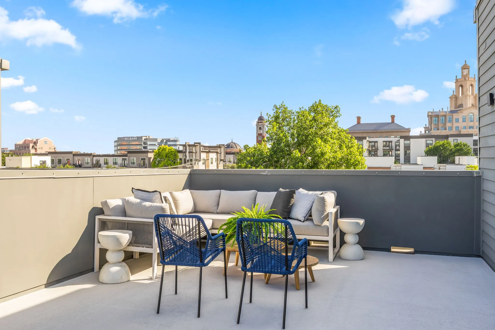 Condominium For Sale in Dallas County , 2719 Reagan Street 104, Dallas, Texas 75219, 2 Bedroom, 3 Bathroom, 2 Garage spaces, 2,238 Sqft, built in 2018, mls#21297772, Real Estate Agent in Dallas, Homes For Sale in Dallas county, Homes For Sale in Dallas, Realtor in Dallas Texas, Real Estate Brokerage Independent Realty Texas, Luminita Cordes Realtor