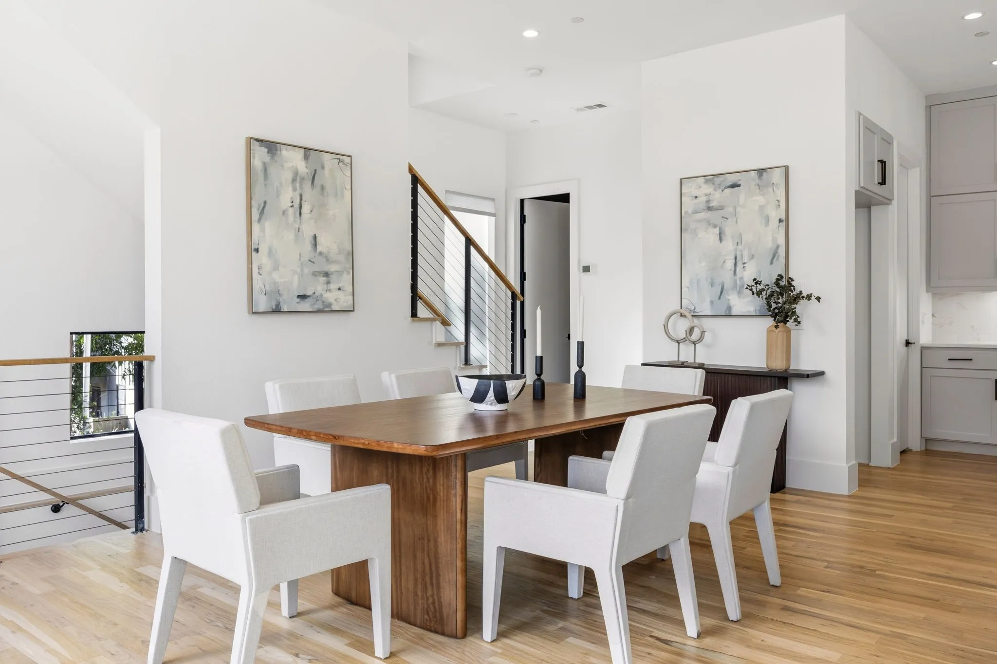 Condominium For Sale in Dallas County , 2719 Reagan Street 104, Dallas, Texas 75219, 2 Bedroom, 3 Bathroom, 2 Garage spaces, 2,238 Sqft, built in 2018, mls#21297772, Real Estate Agent in Dallas, Homes For Sale in Dallas county, Homes For Sale in Dallas, Realtor in Dallas Texas, Real Estate Brokerage Independent Realty Texas, Luminita Cordes Realtor