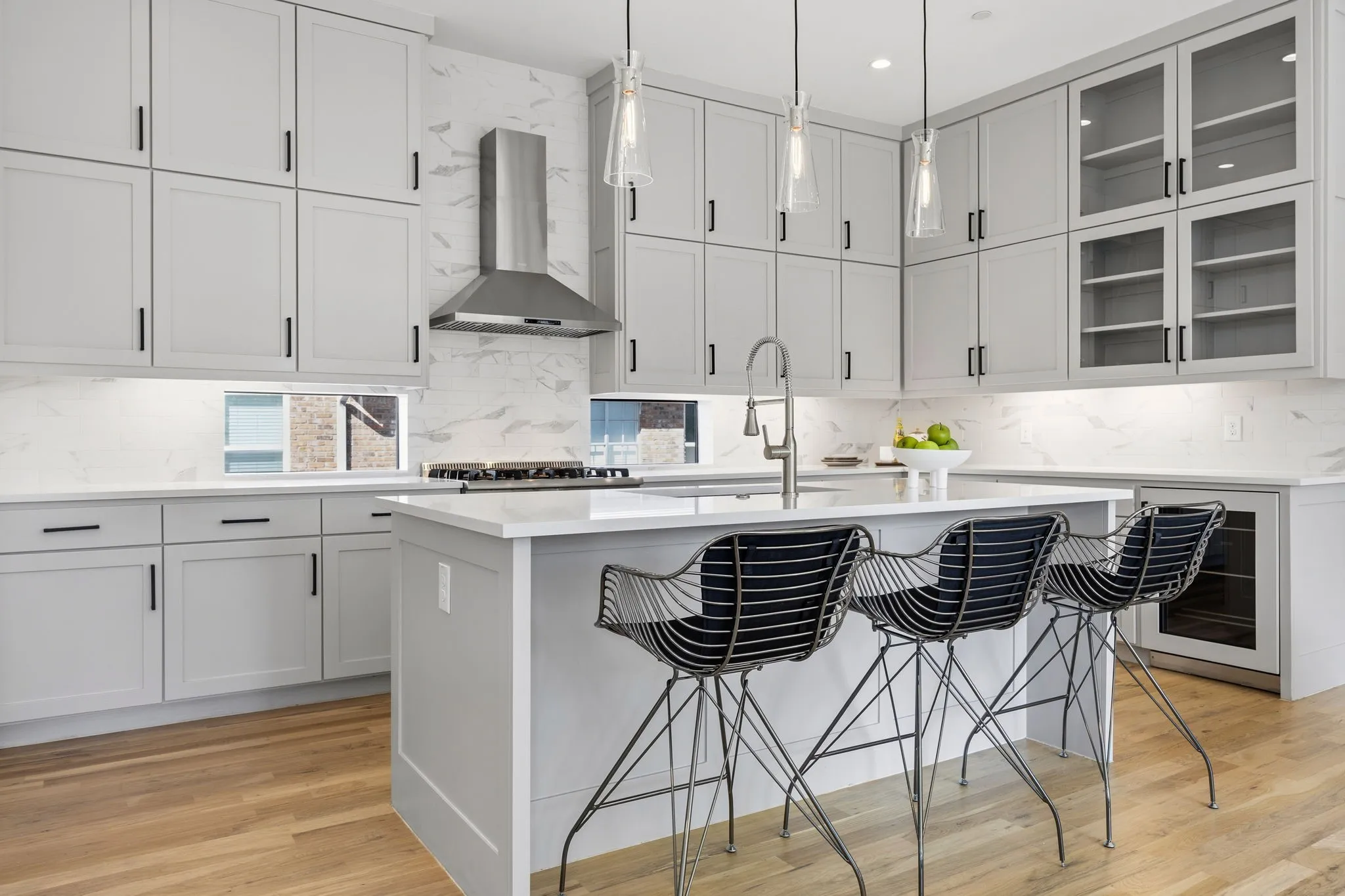 Condominium For Sale in Dallas County , 2719 Reagan Street 104, Dallas, Texas 75219, 2 Bedroom, 3 Bathroom, 2 Garage spaces, 2,238 Sqft, built in 2018, mls#21297772, Real Estate Agent in Dallas, Homes For Sale in Dallas county, Homes For Sale in Dallas, Realtor in Dallas Texas, Real Estate Brokerage Independent Realty Texas, Luminita Cordes Realtor
