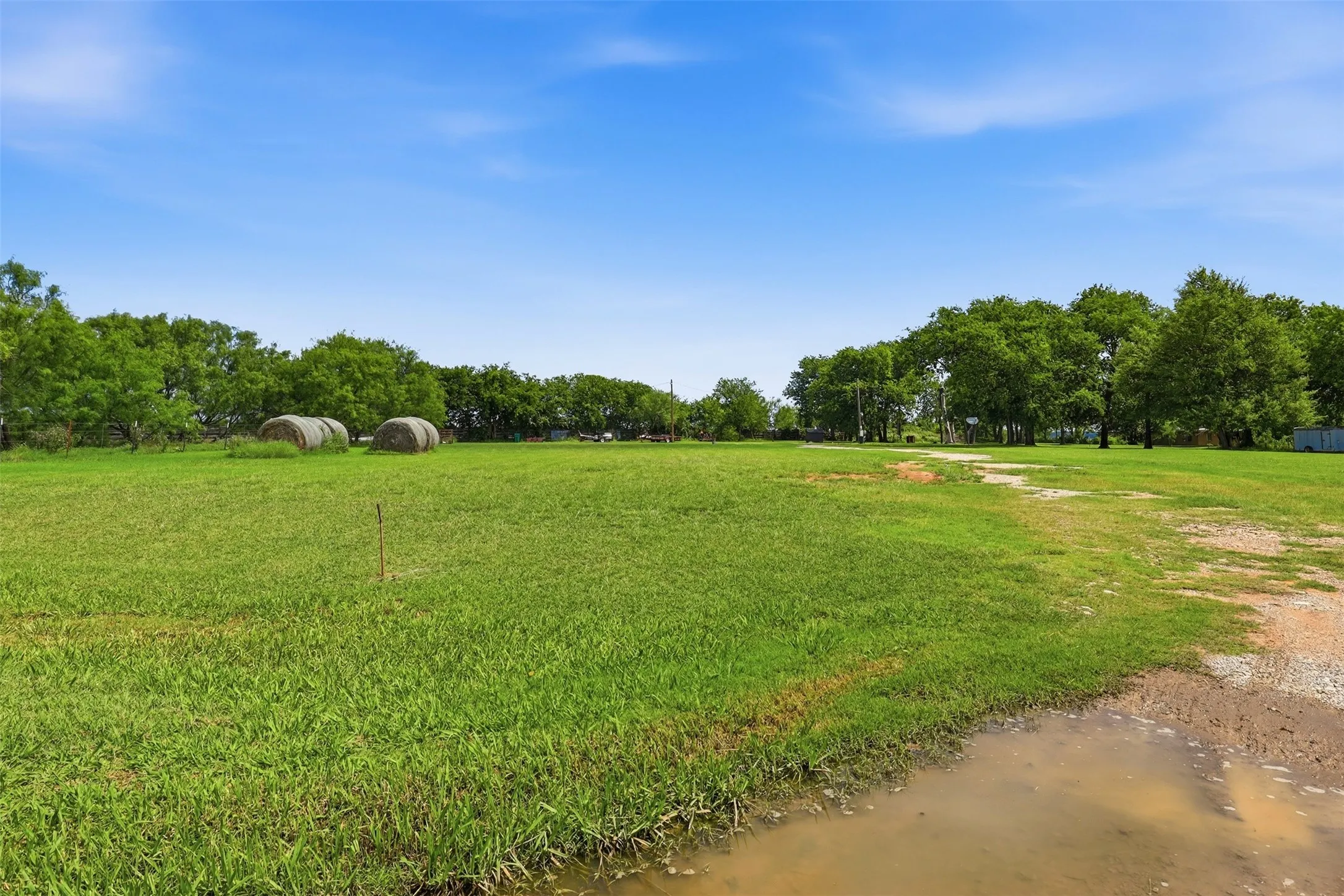 Improved Land For Sale in Hood County , 3212 Sunrise Court, Granbury, Texas 76048, 0, 0, Garage spaces, 0 Sqft, built in 0, mls#21298024, Real Estate Agent in Granbury, Homes For Sale in Hood county, Homes For Sale in Granbury, Realtor in Granbury Texas, Real Estate Brokerage Independent Realty Texas, Luminita Cordes Realtor